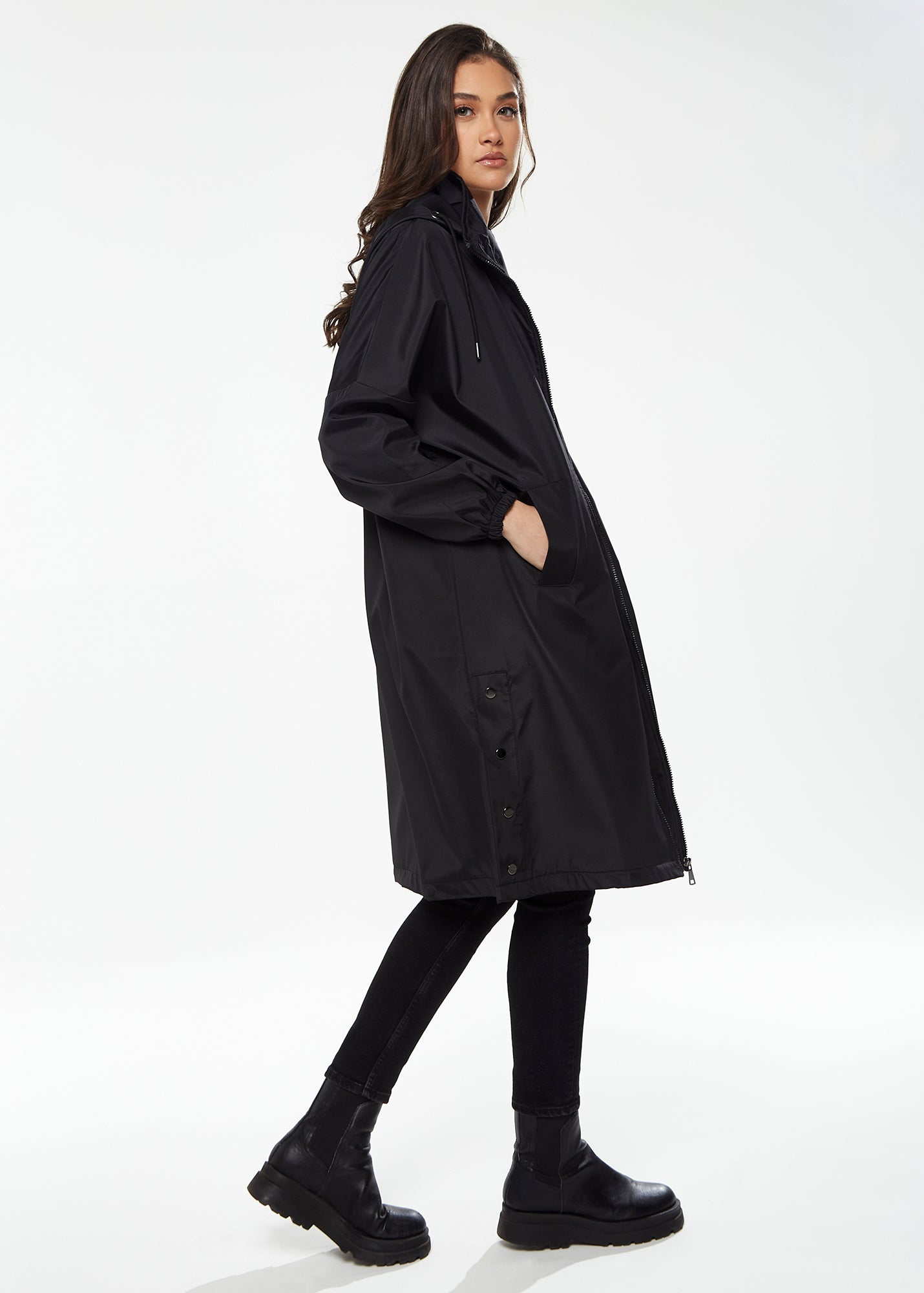 Liquorish Never Give up Parka in Black