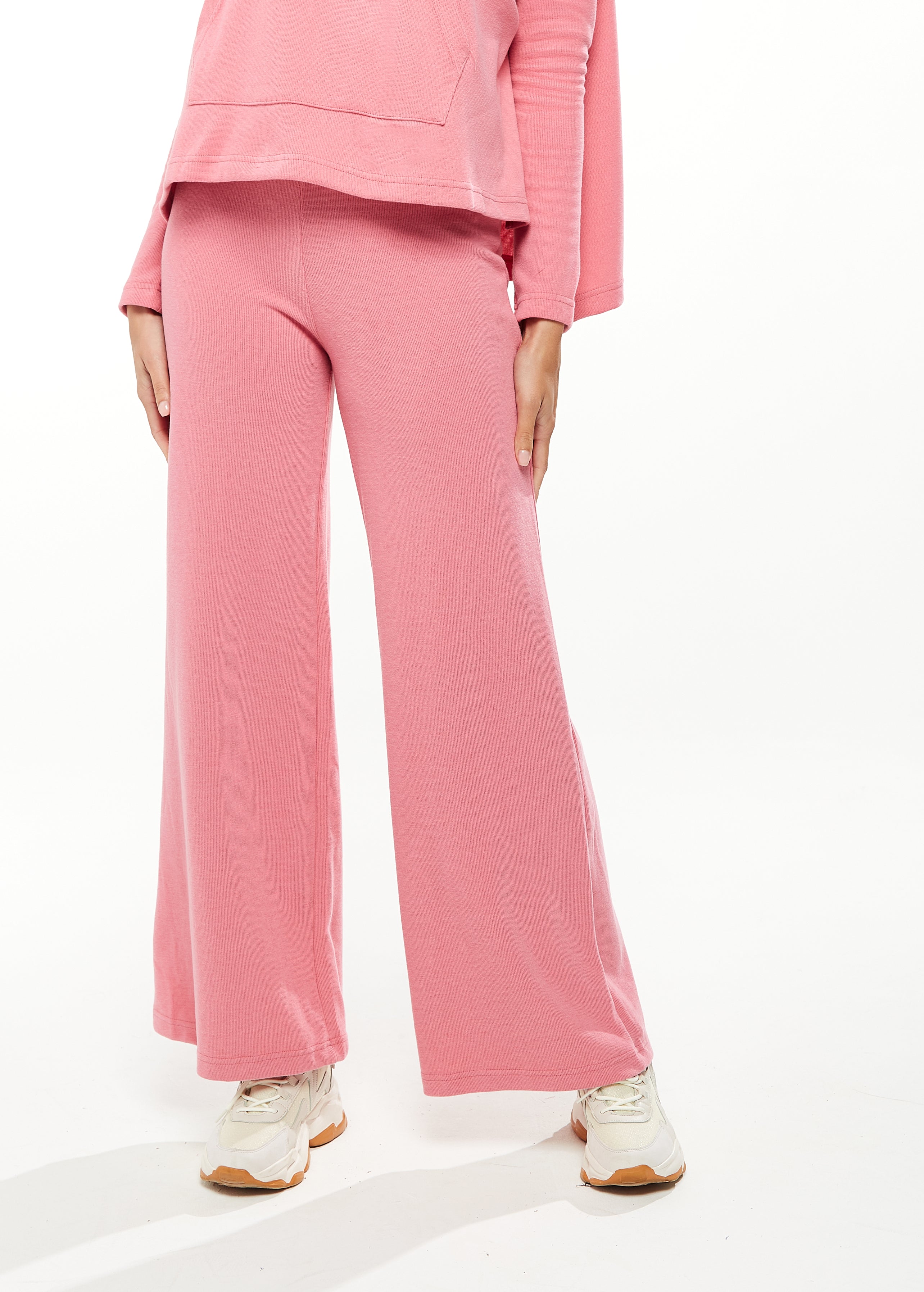 Women's Wide Leg Tracksuit in Pink - Casual Comfort with Elasticated Waist for Gym or Relaxed Days