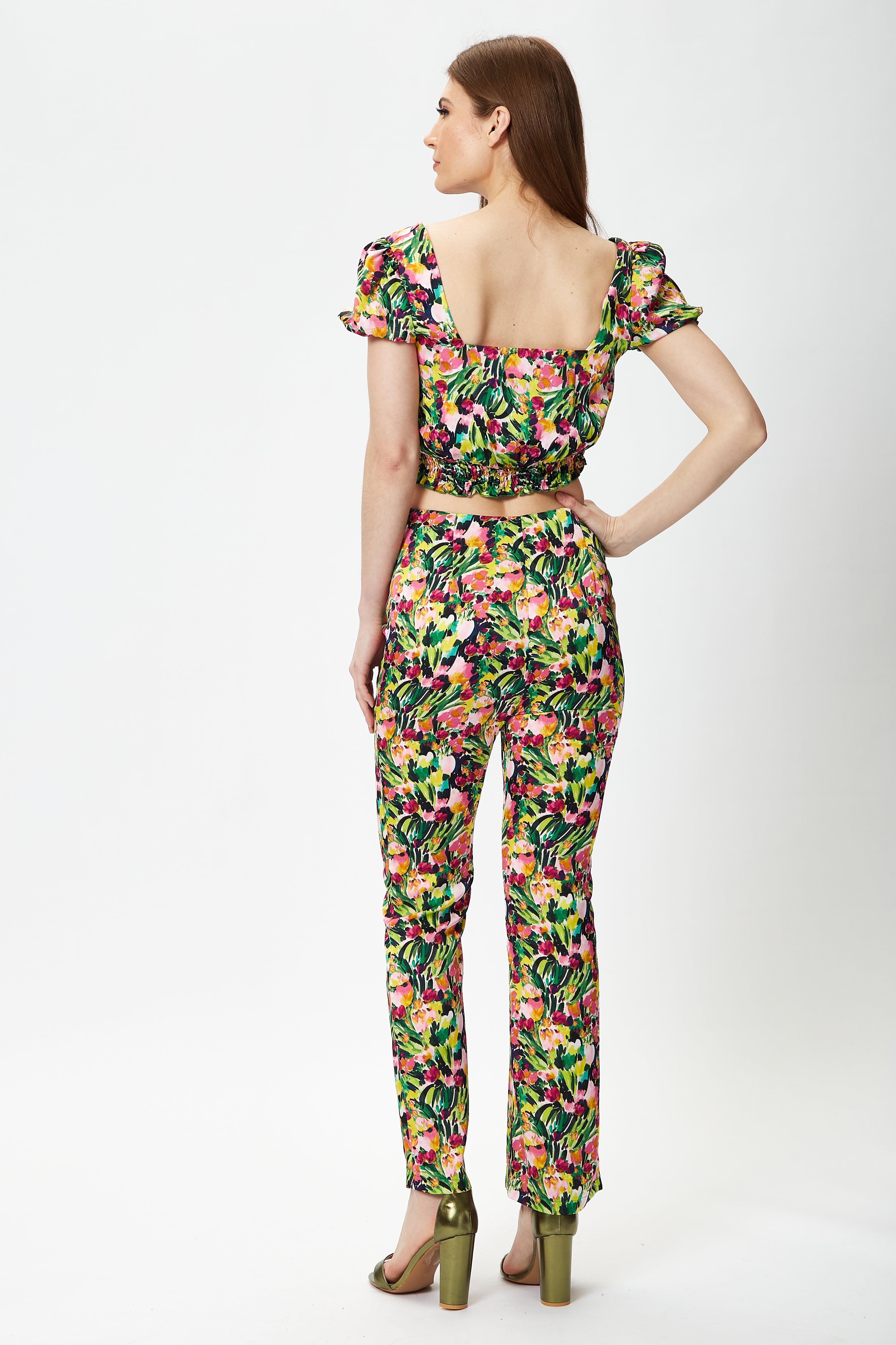 Women's Multicolour Floral Print Crop Top with Square Neck, Slim Fit, Elasticated Waist, Perfect for Summer Outings