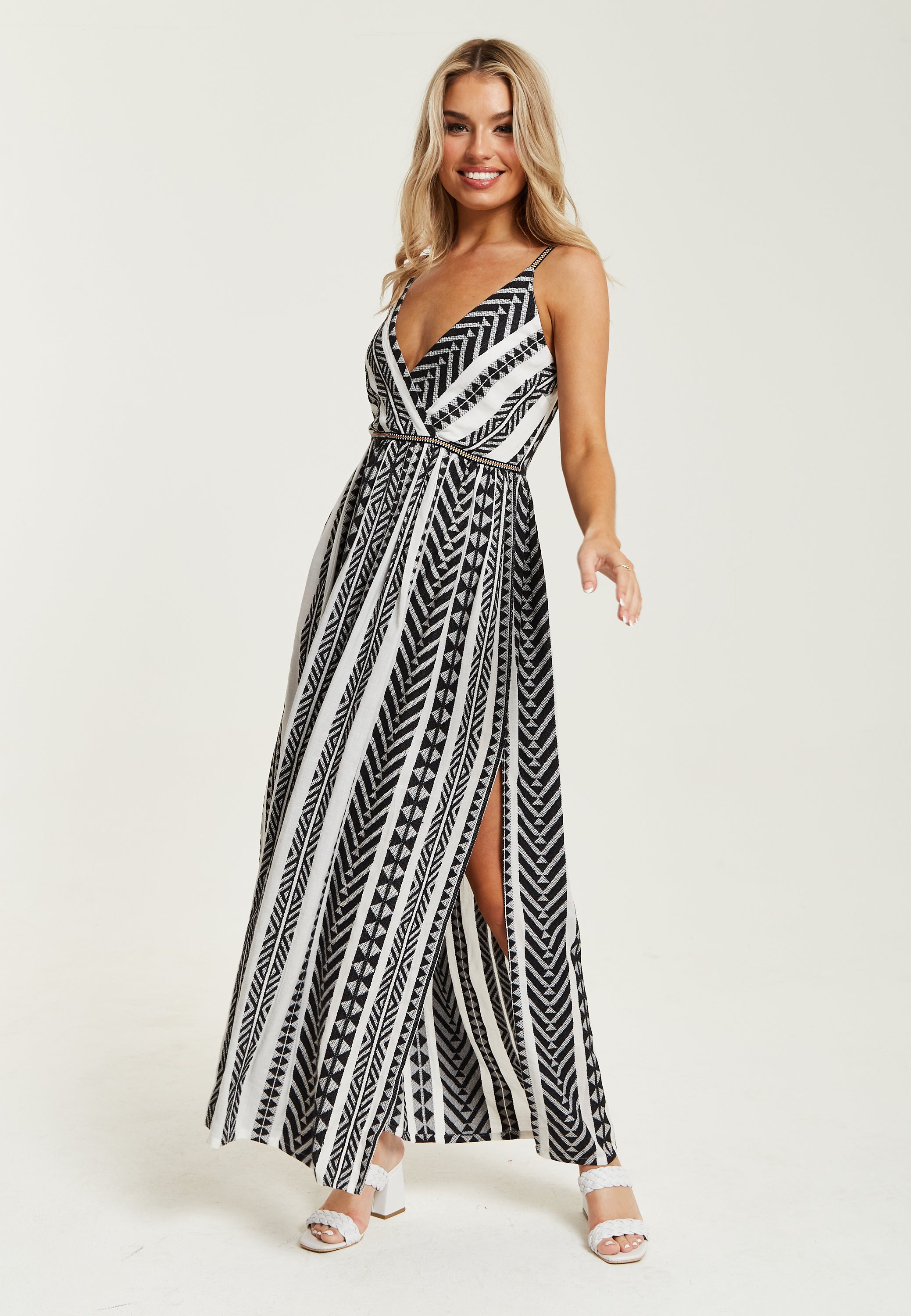 Women's Maxi Dress in White and Black with Sleeveless Design - Liquorish