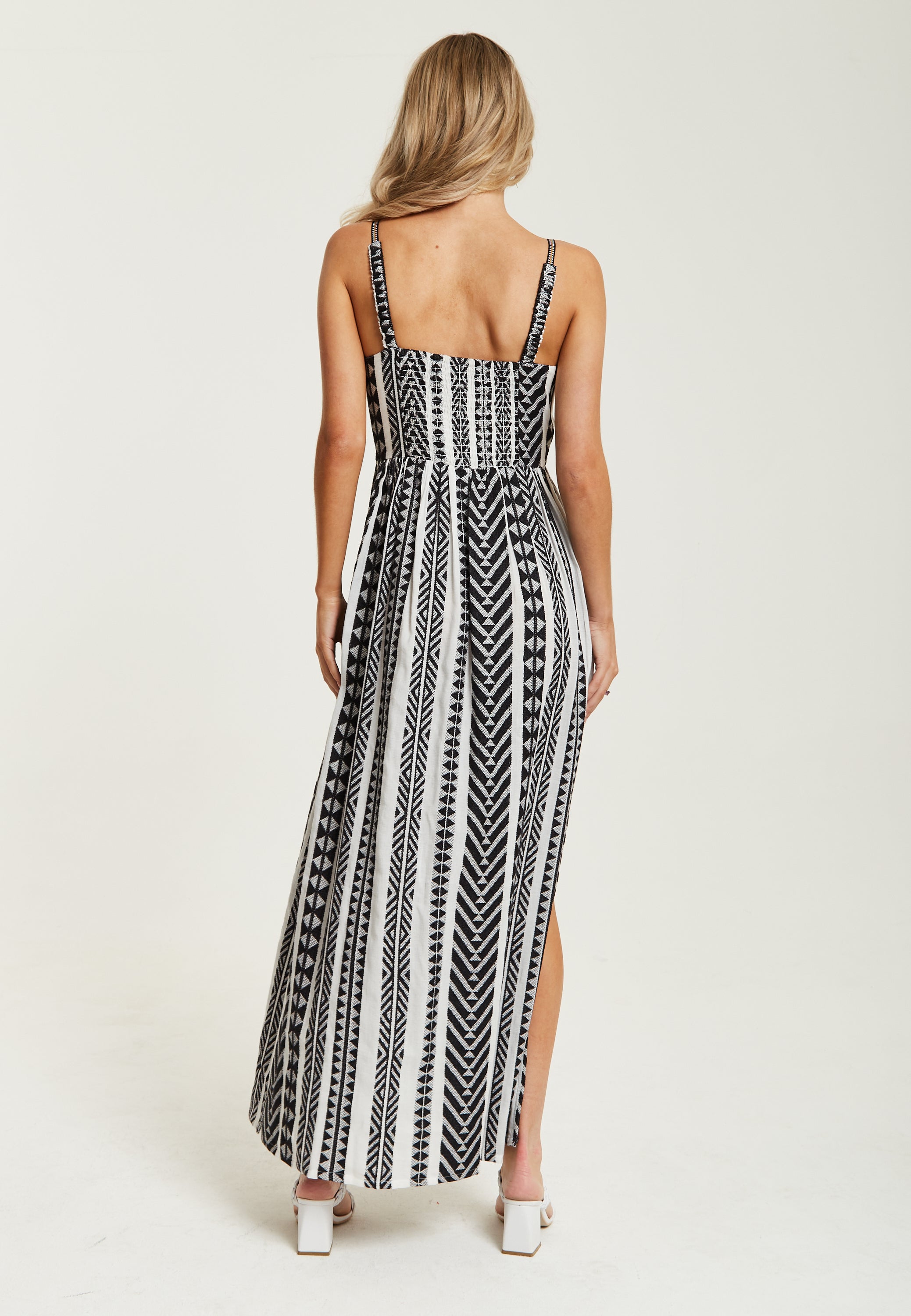 Women's Maxi Dress in White and Black with Sleeveless Design - Liquorish