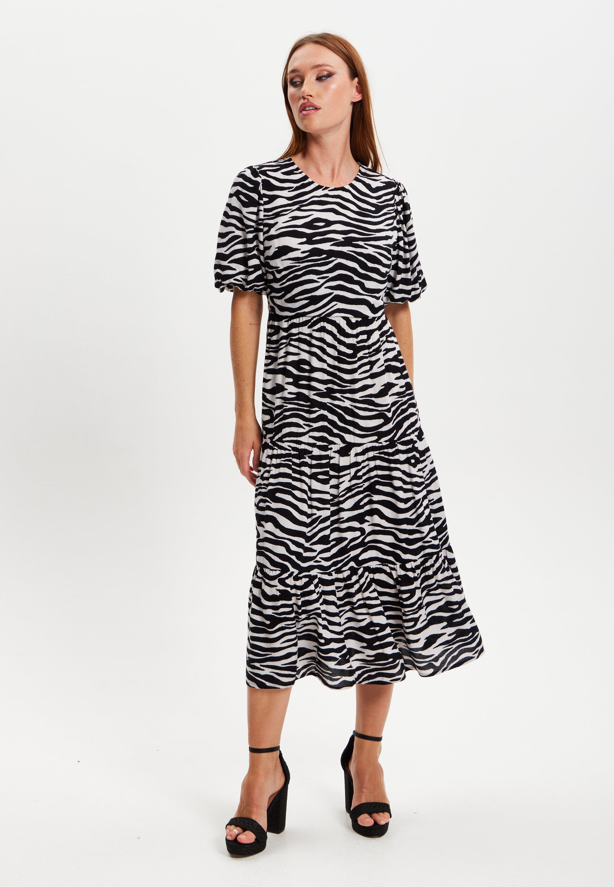 Liquorish Zebra Print Short Sleeve Midi Dress