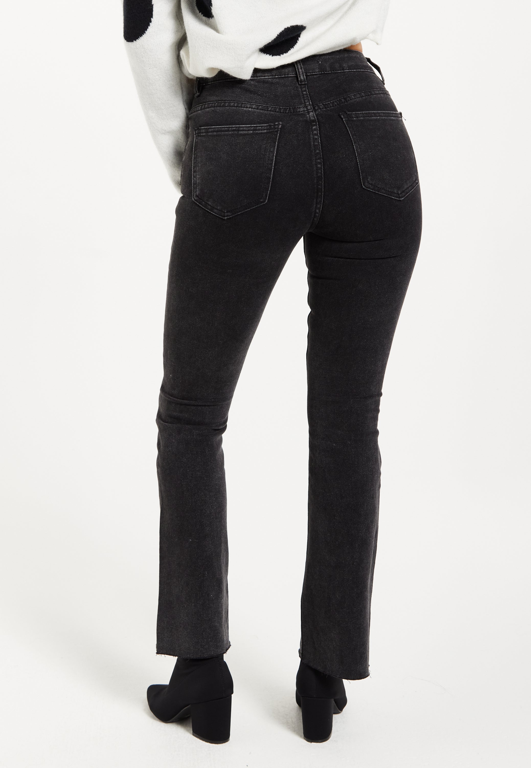 Women's Trousers: High-Waisted Black Jeans with Flattering Fit, Versatile Style, and Comfort - Liquorish