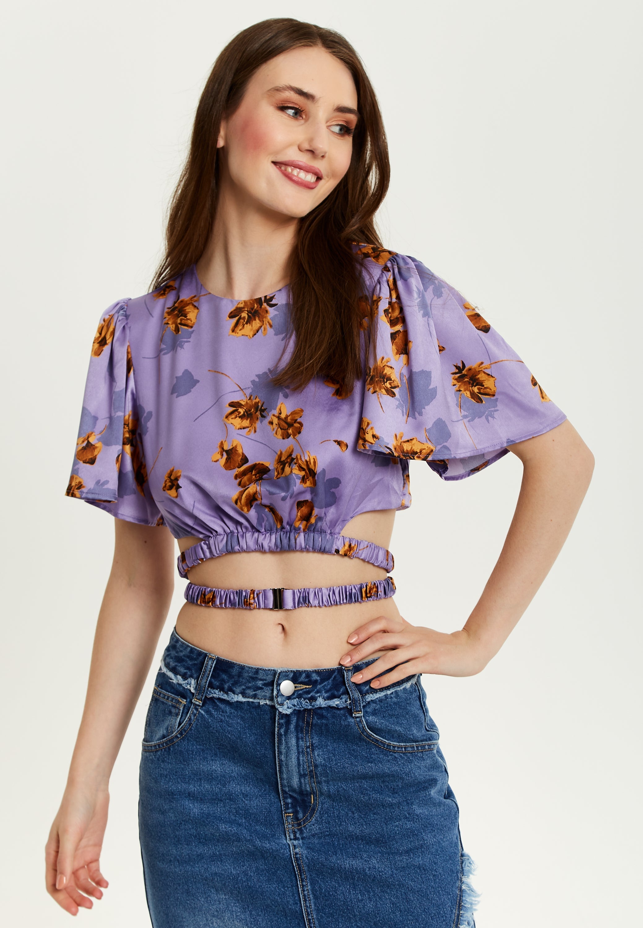 Women's Purple Floral Crop Top With Tie Detail and Short Sleeves