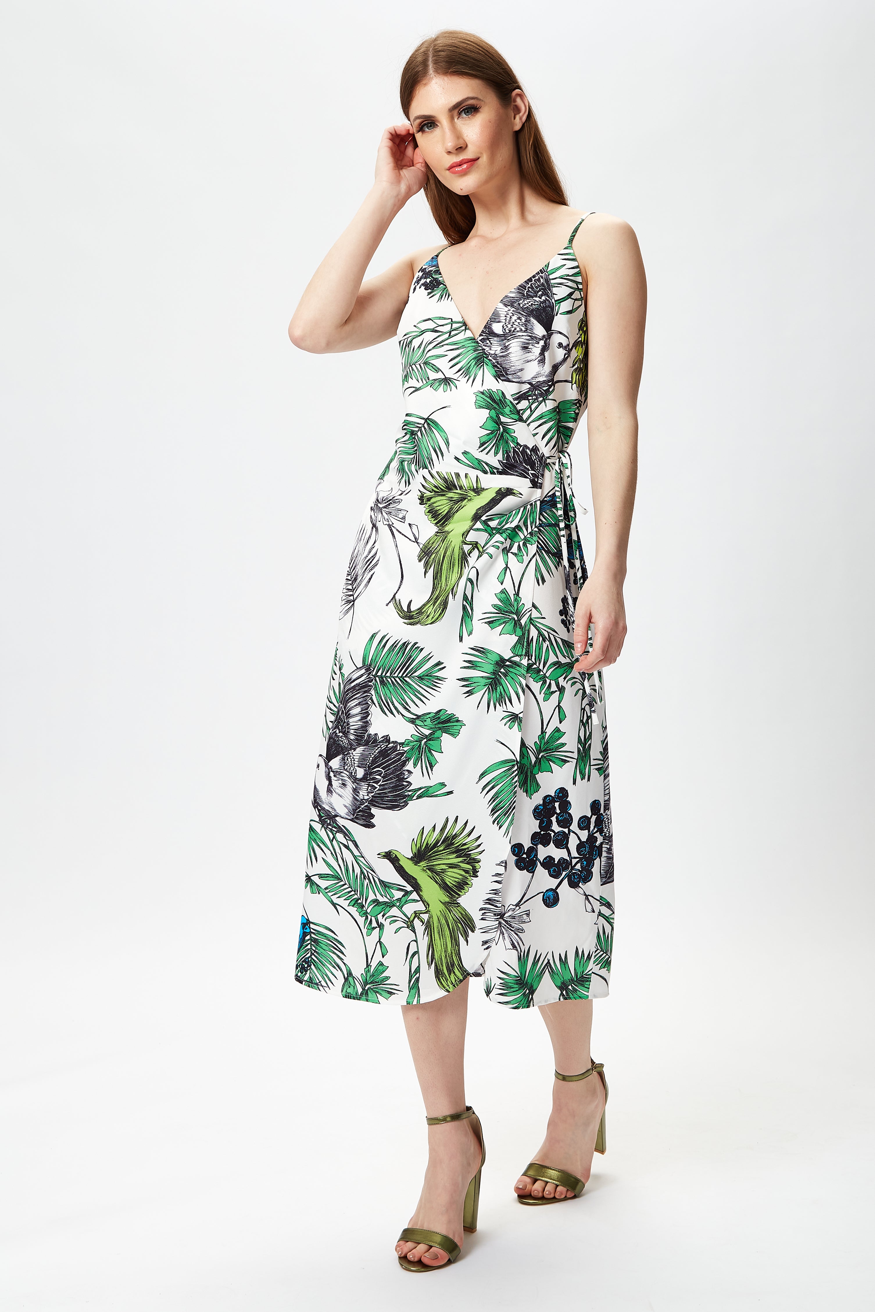 Discover luxury women's dresses with stylish Women’s Midi Dress designs. Shop Now!