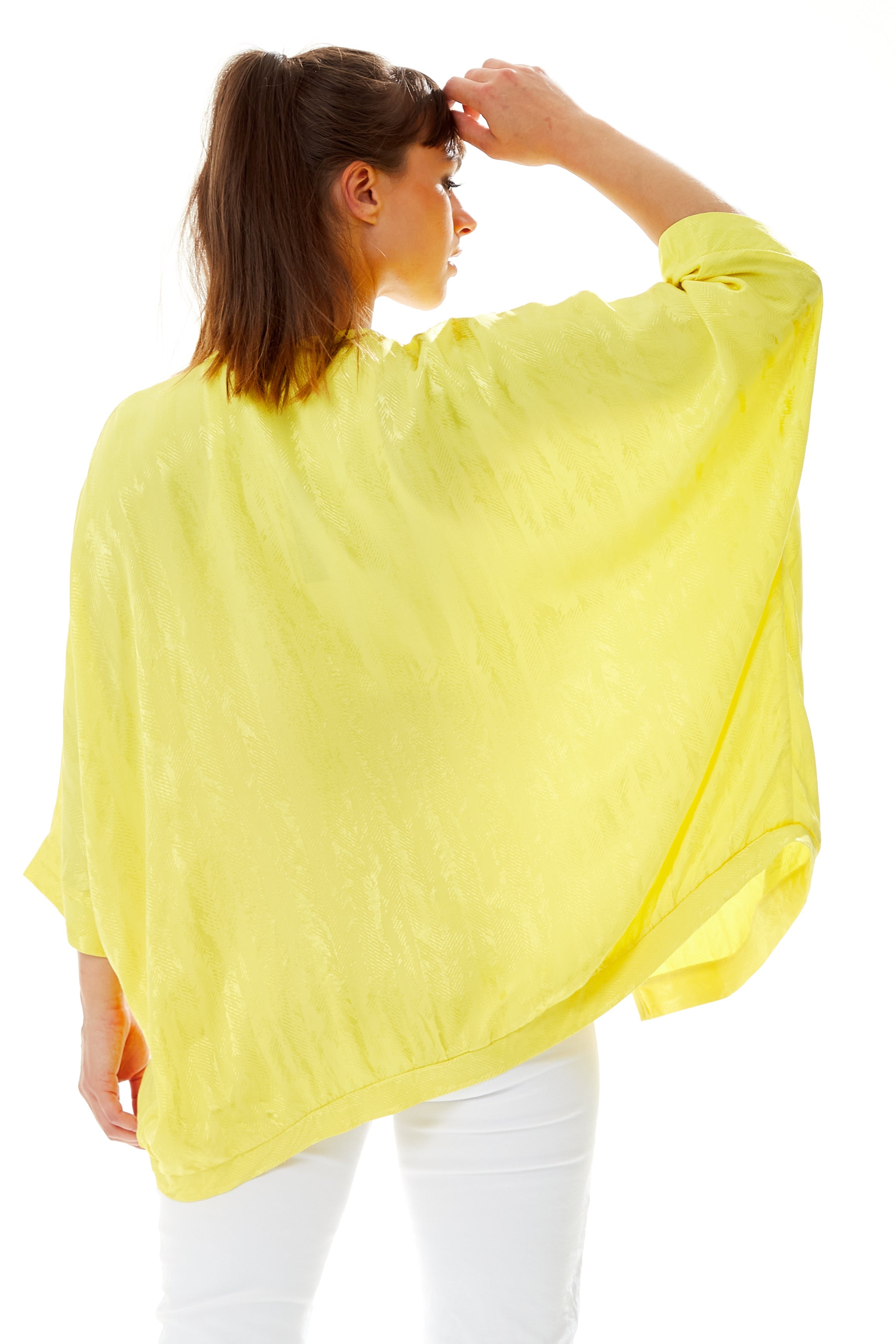 Women's Elegant Yellow Jacquard Kimono with Long Sleeves, Open Front Design for Versatile Day-to-Night Styling