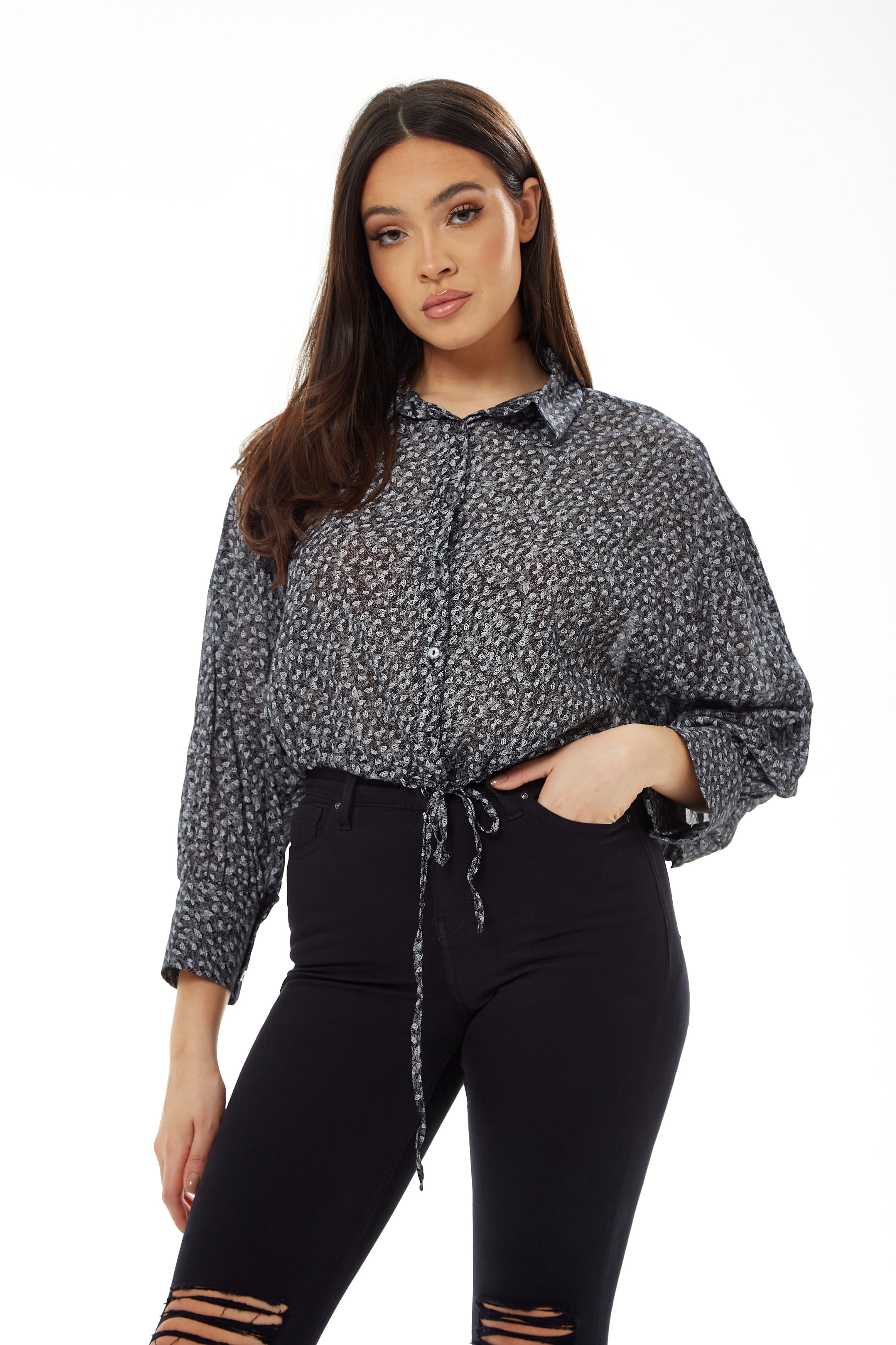 Women’s Painterly Print Crop Shirt in Grey - Long Sleeve, Cropped Style, Tie Waist