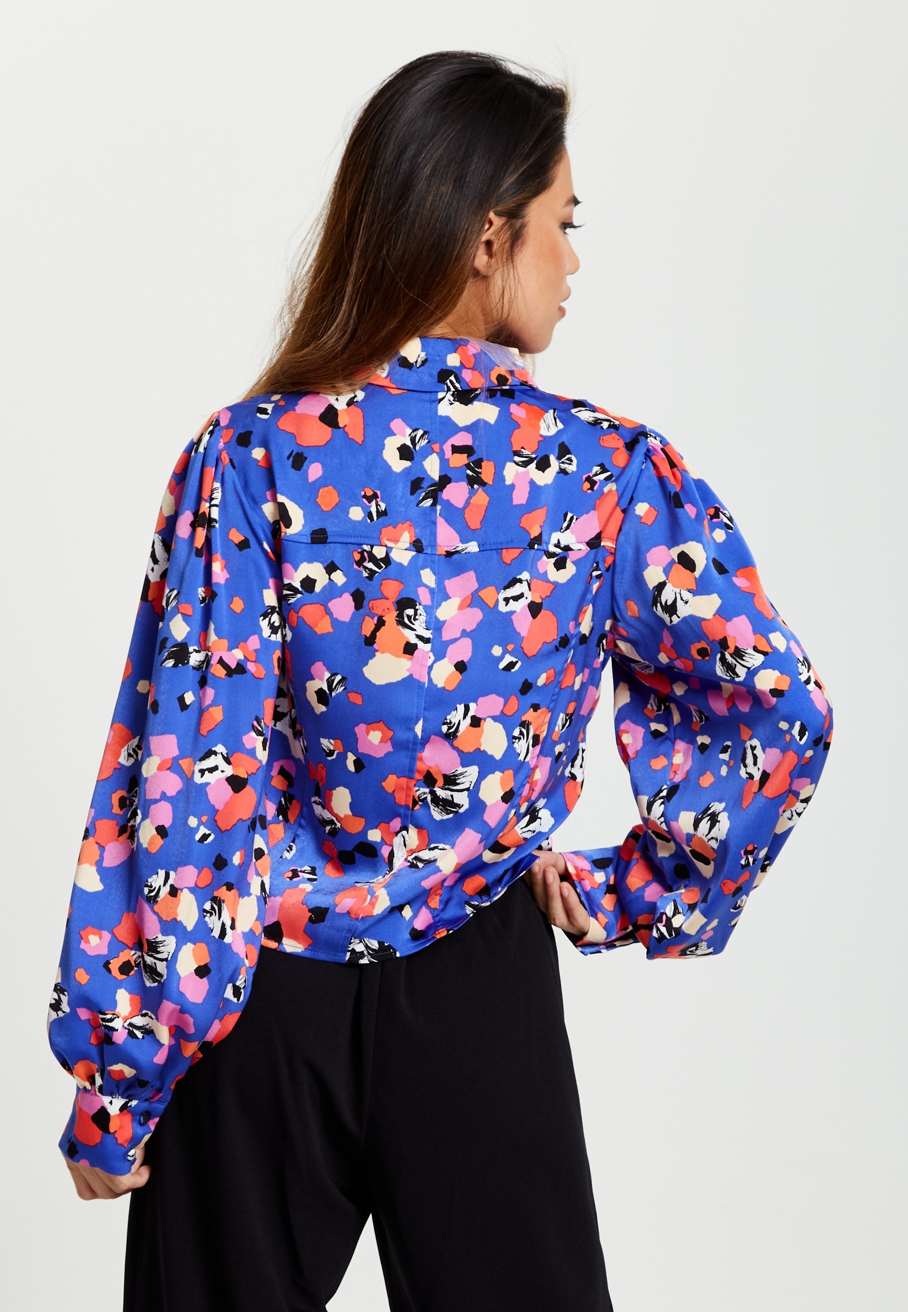 Women's Multicolour Abstract Dot Print Shirt with Balloon Sleeves and Button-Up High Neckline