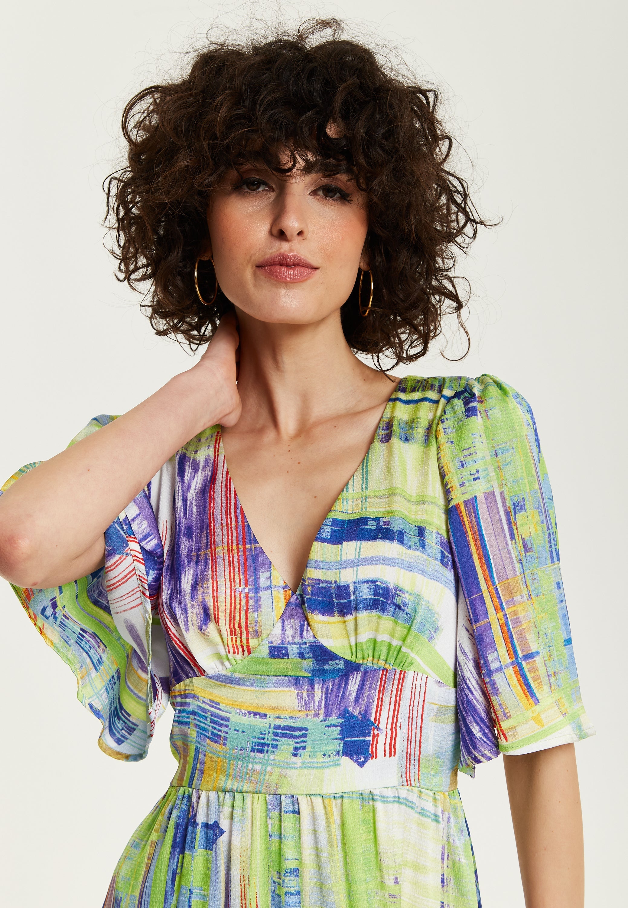 Women's Midi Dress in Green with Short Kimono Sleeves and V Neck - Abstract Print by Liquorish