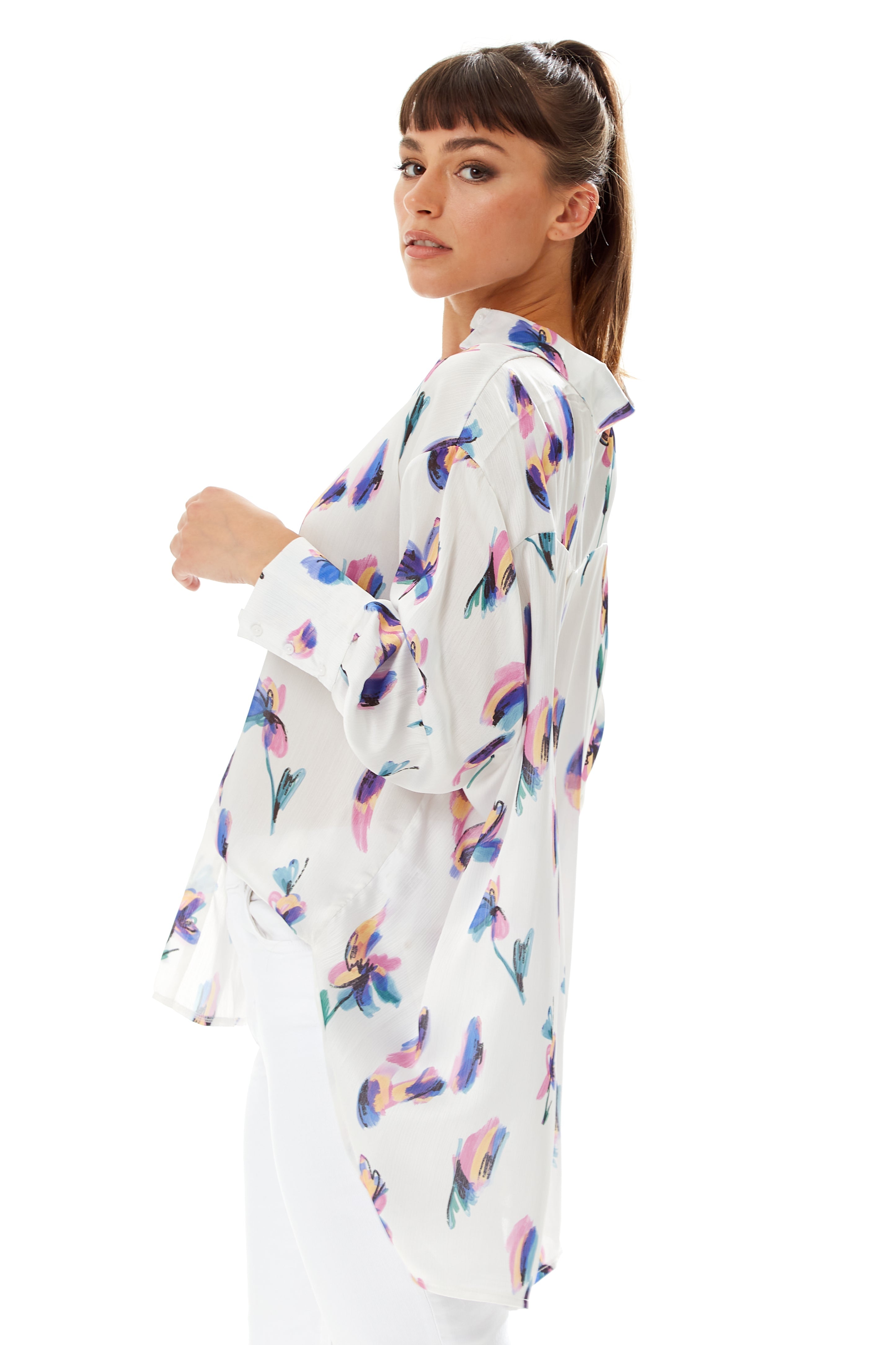 Women's Long Sleeve Floral Print Button-Up White Shirt with Collar - Regular Fit, Stylish and Versatile Design