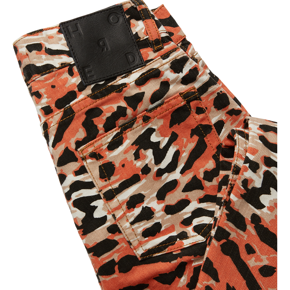 Find trendy jeans for effortless online shopping. Style meets comfort. Shop now!