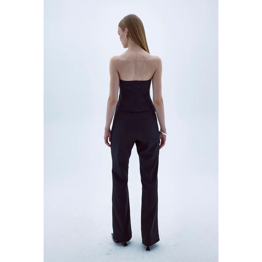 Find Arced Straight Cut Trousers in premium women cloth shop today. Shop Now!