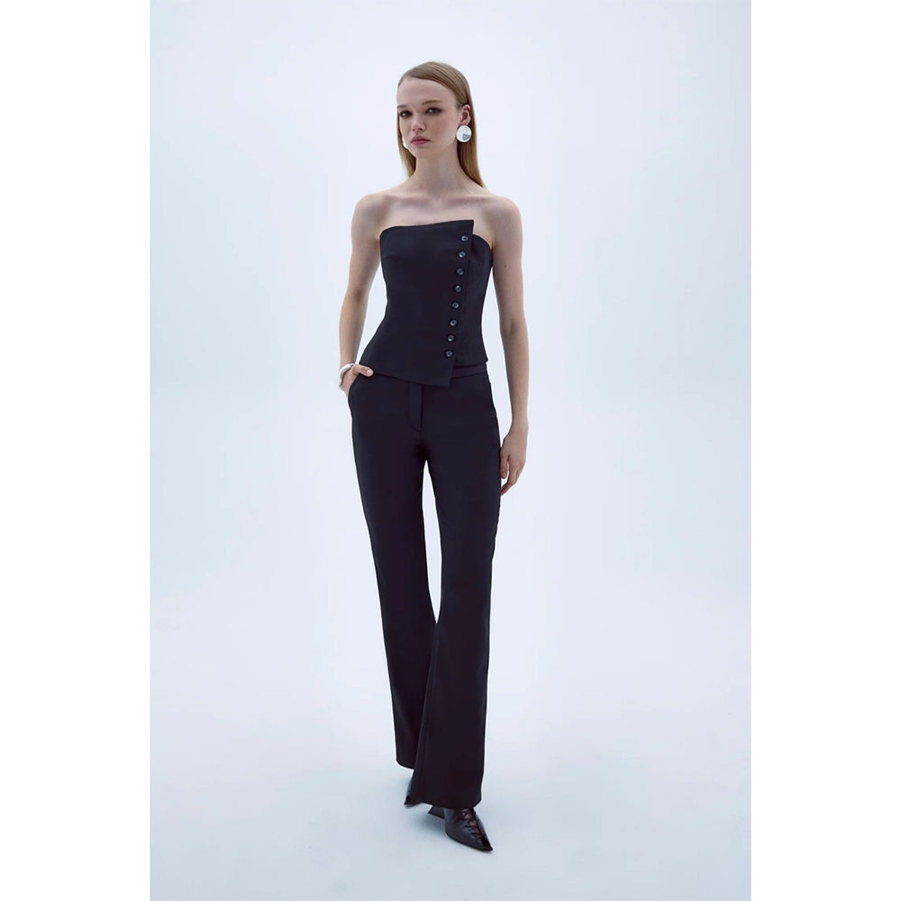 Find Arced Straight Cut Trousers in premium women cloth shop today. Shop Now!