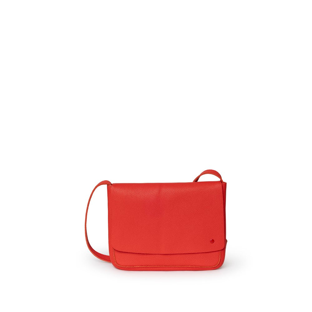 Discover Bandolera Cuir Red cross bag for women with chic charm. Shop Now!