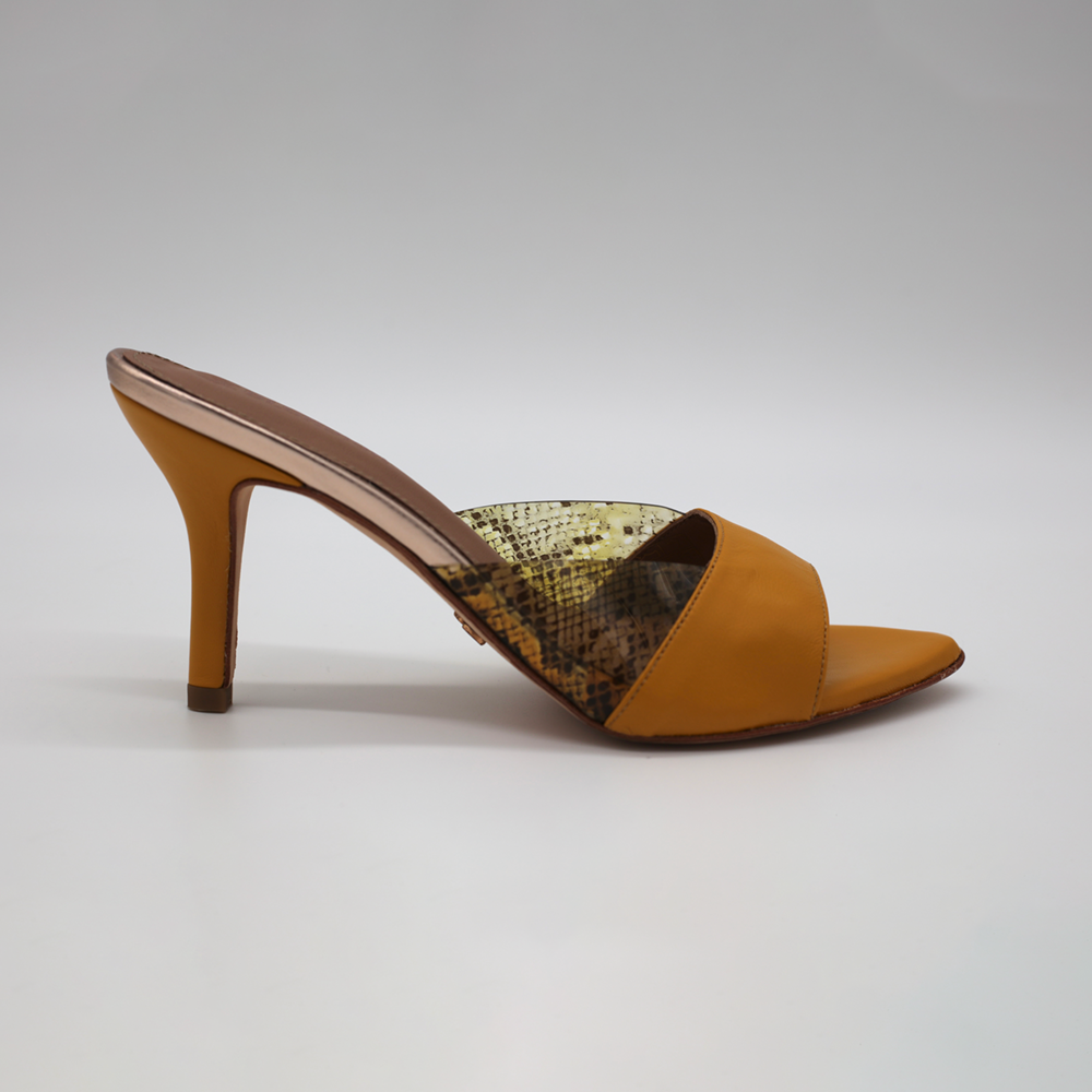 Memory foam insole Leather napa Vinyl printed vipera Insole lamb Sole cuero Handcrafted Antislip sole Made in Spain.