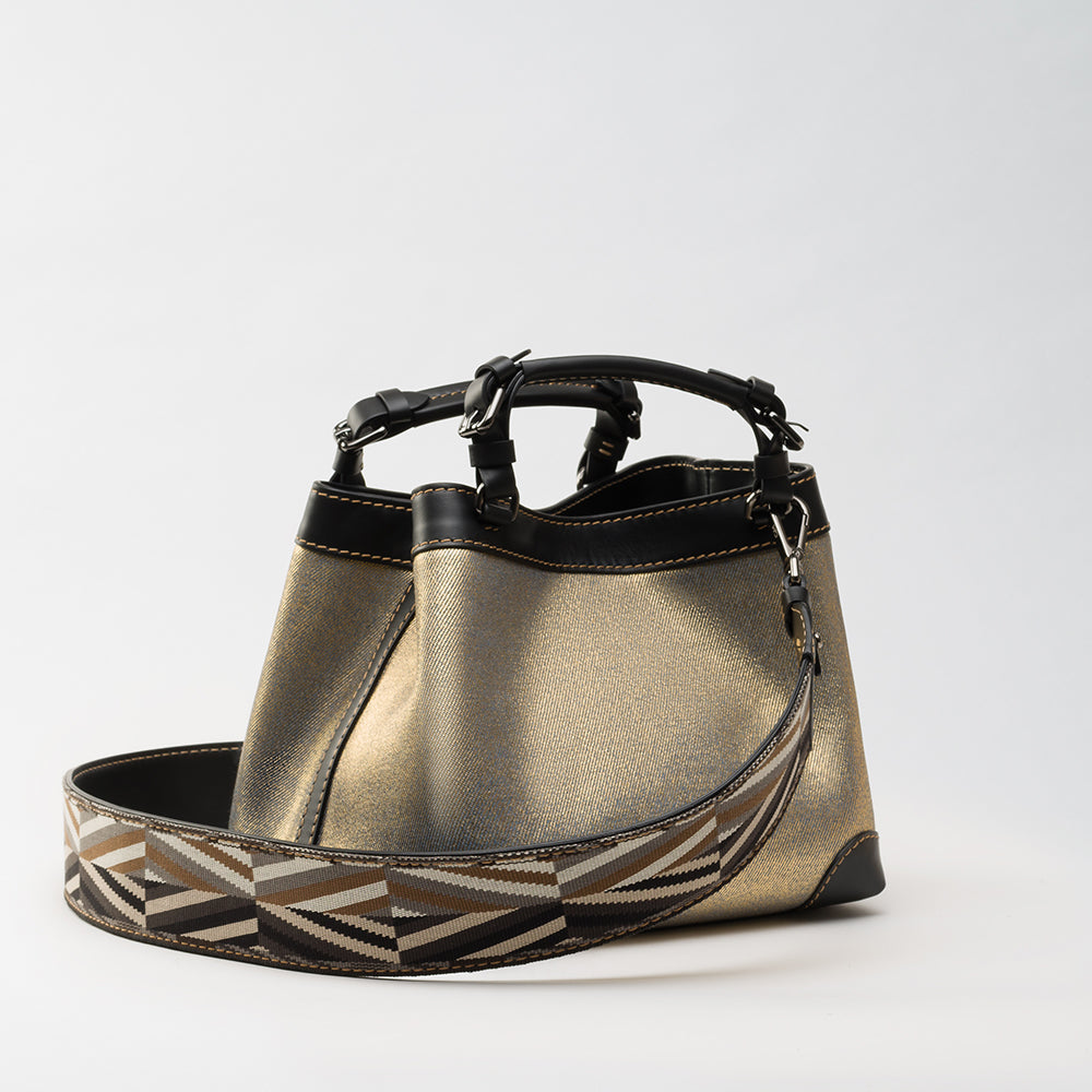 Upgrade your style with the Cubo Amlach Gold Denim handbag. Perfect for any occasion! Shop Now!