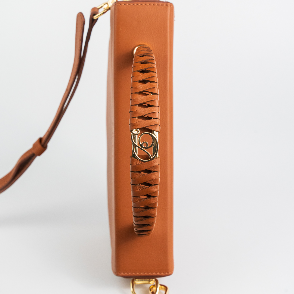 Explore designer store for Downed Horse Saddle handbag. Shop Now!