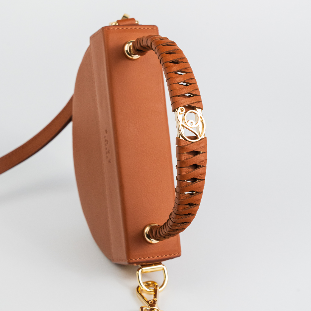 Explore designer store for Downed Horse Saddle handbag. Shop Now!