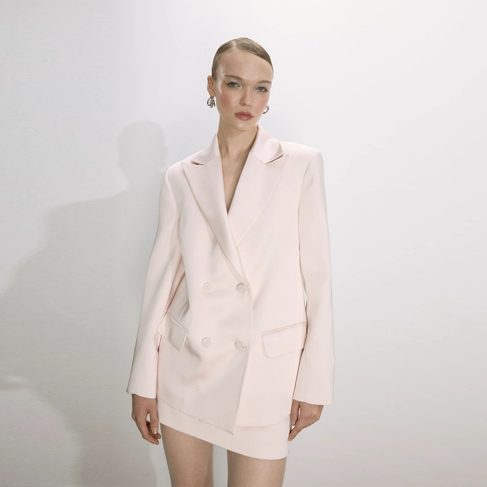 Shop online Elodie Blazer for chic winter style. Shop Now!