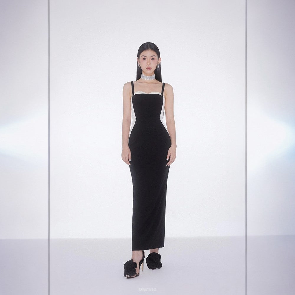 A timeless, elegant classic, the Saturn Dress is perfect for any event or party.