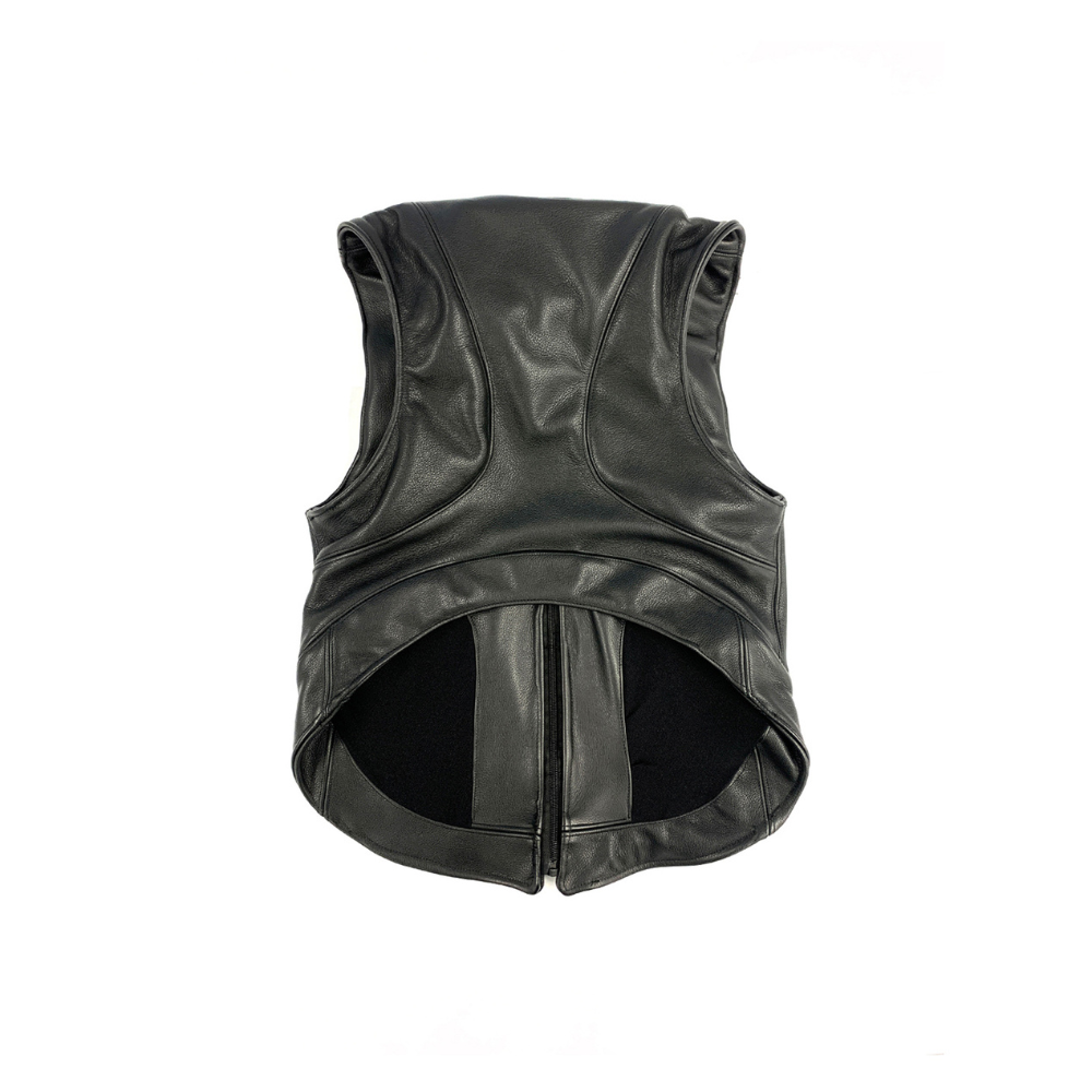 Shop online from our exclusive website and discover the Gatling Leather Gilet by Voitech®, crafted from premium heavy-grain leather with a sculpted motorsport-inspired silhouette.