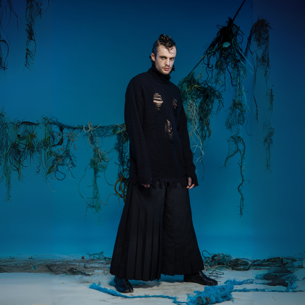 Wrap in refined luxury wear with INF Sea Divers Insulated Headgear Sweater Shop Now!