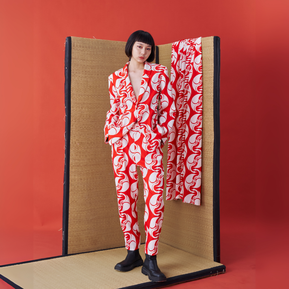 Elegant designer clothing online with Japanese Crane Print Suit Jacket. Shop Now!