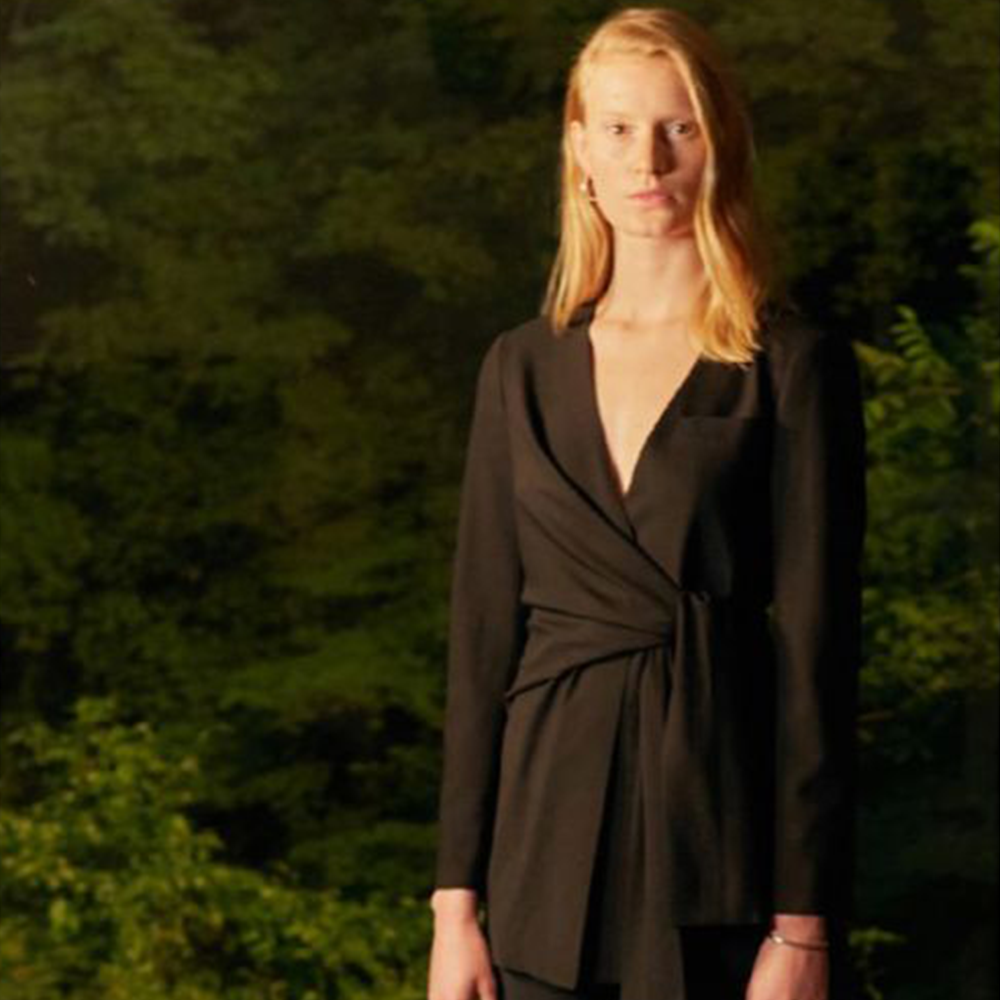 Knotted Detail Wool Blazer