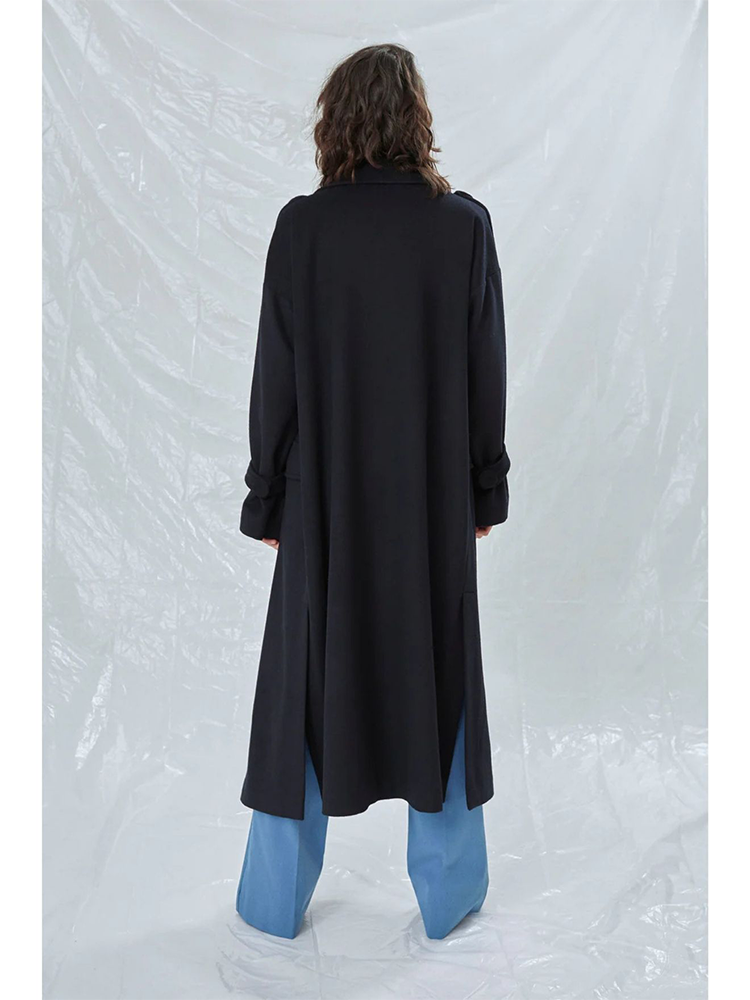 Discover Laura Oversized Coat at our designer store. Shop Now!