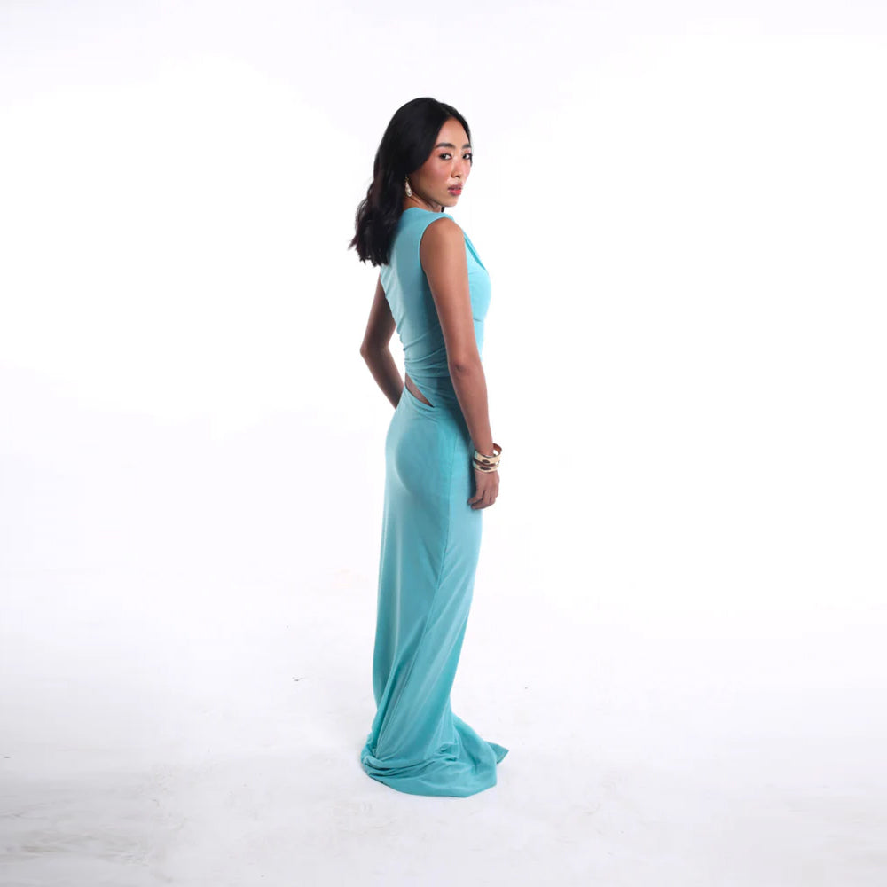 Asymmetrical draped set with fitted silhouette, perfect for beach dinners. Shop online from our curated edit of premium fashion.