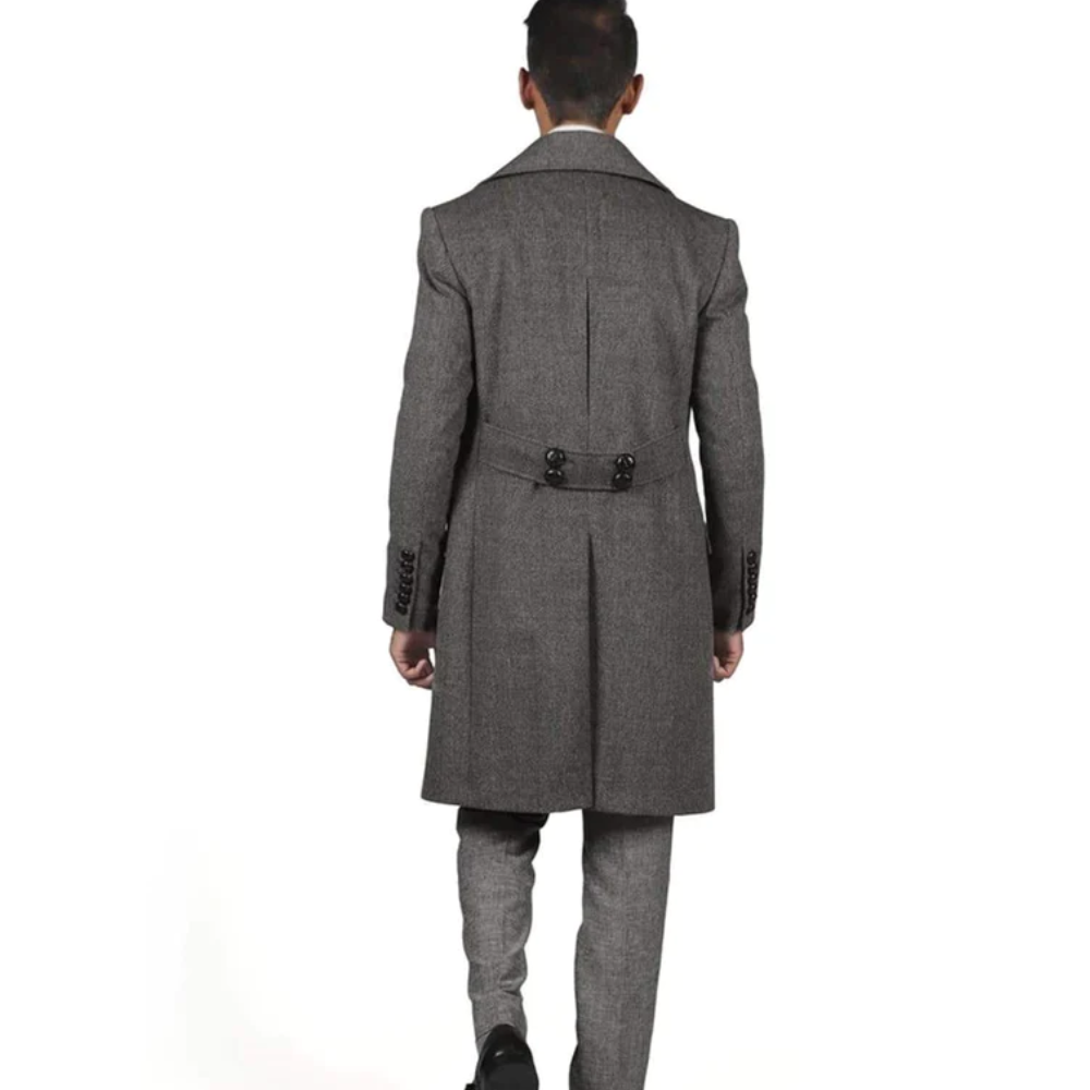 Ultra lightweight cotton wool blend double-breasted blazer 180 Gsm. Full sleeves with button on the cuff.