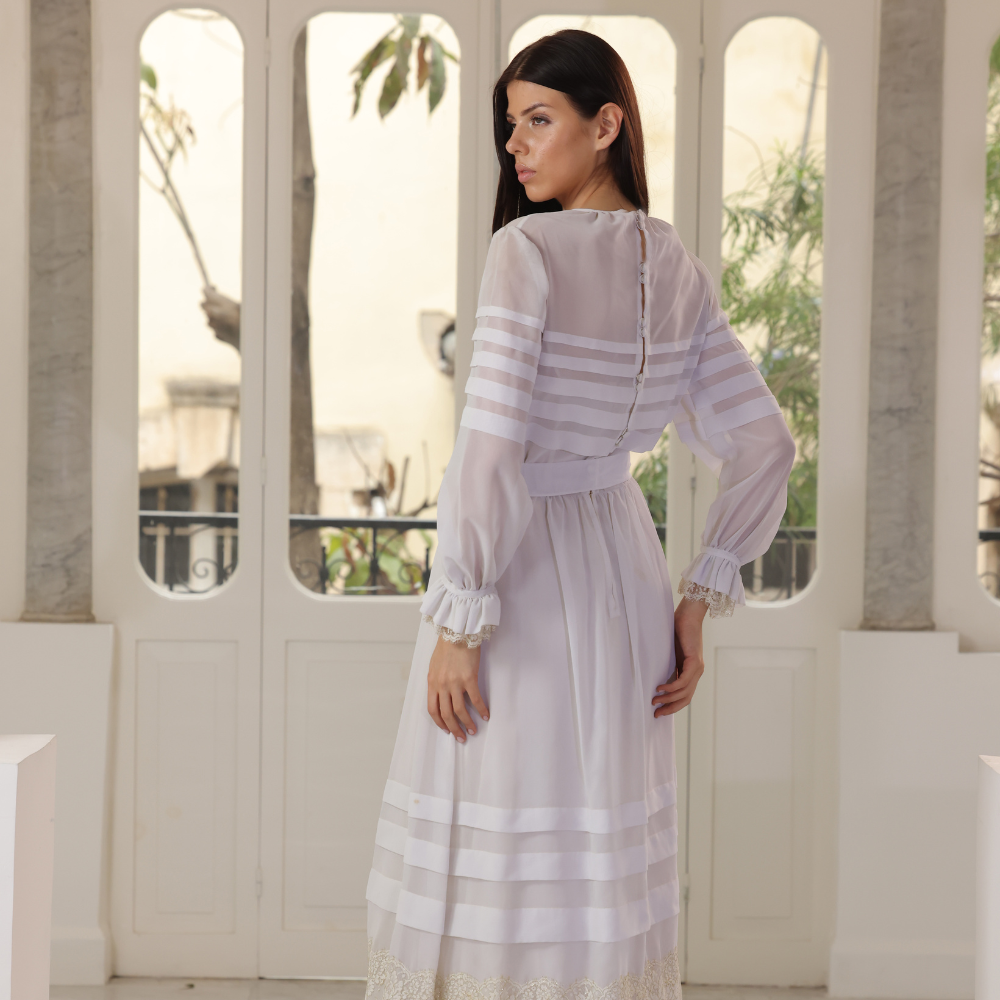 Long white georgette dress with lace and sleeves