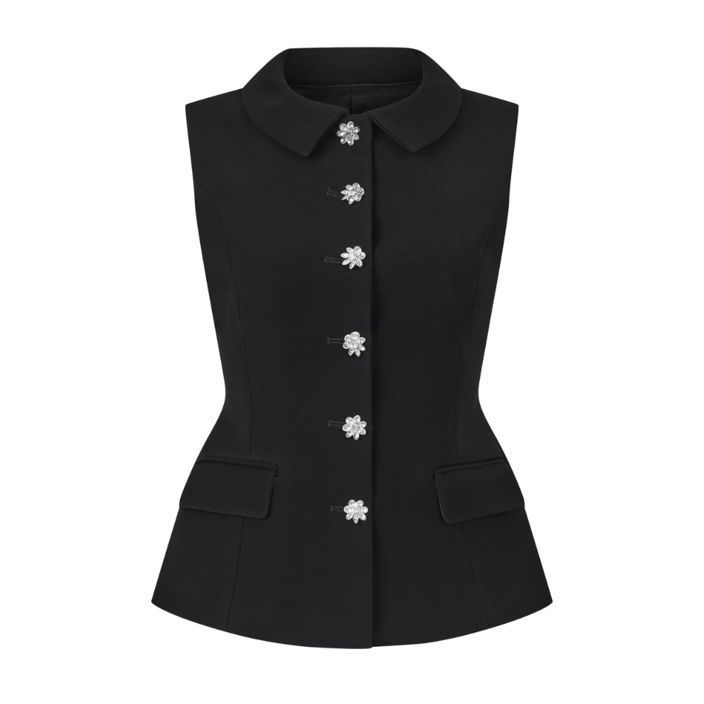 Luxe Vest defines luxe dresses online with ease and grace. Shop Now!