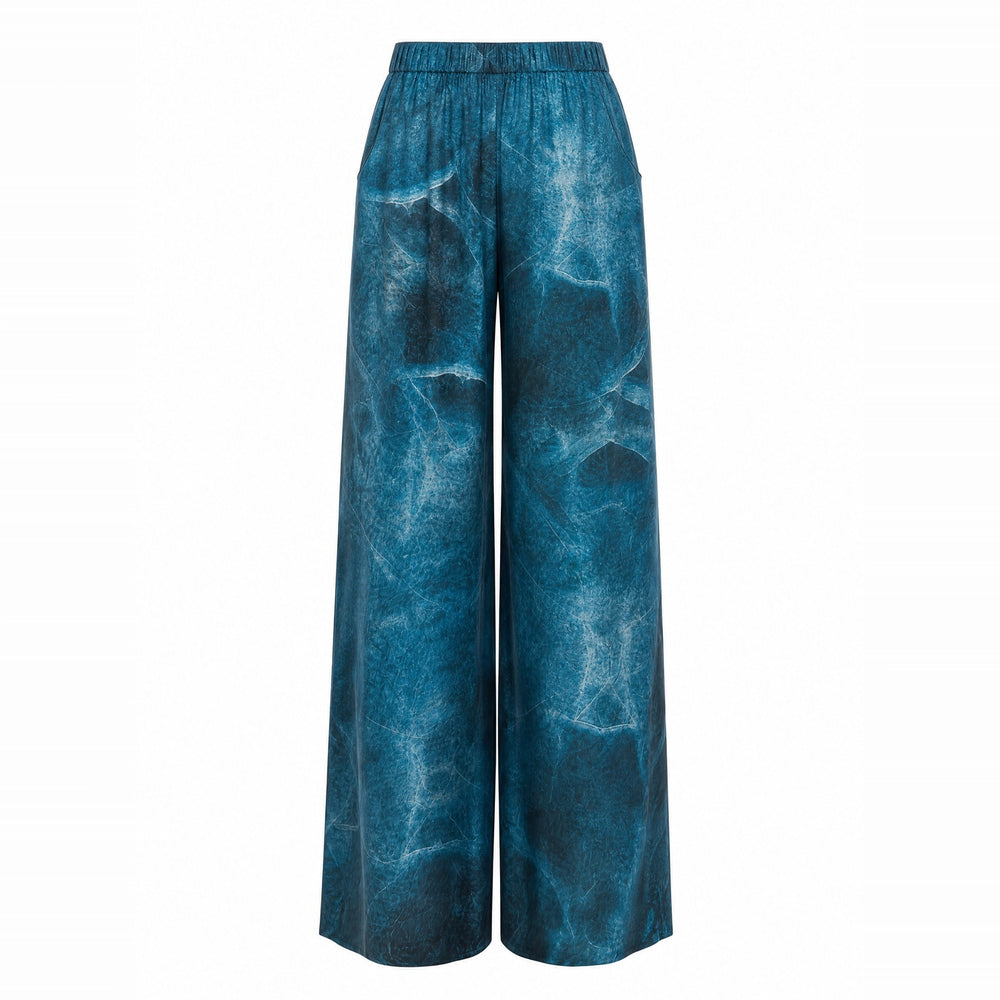 Shop online from our exclusive website and discover the Ocean Icosahedron Day To Night Pajama by Benedetti Life, crafted from soft eucalyptus fiber for breathable comfort and sustainable luxury.
