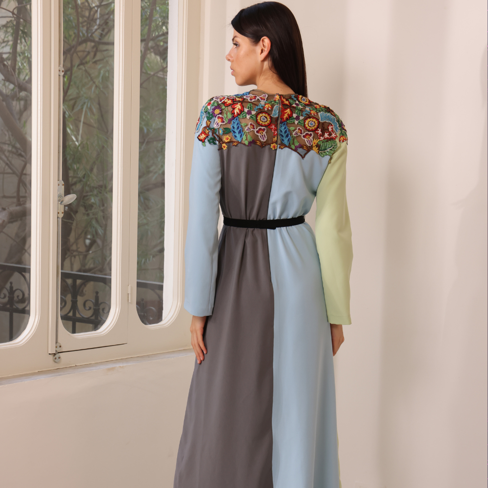 Patchwork crepe dress with sleeves and embroidered neck line