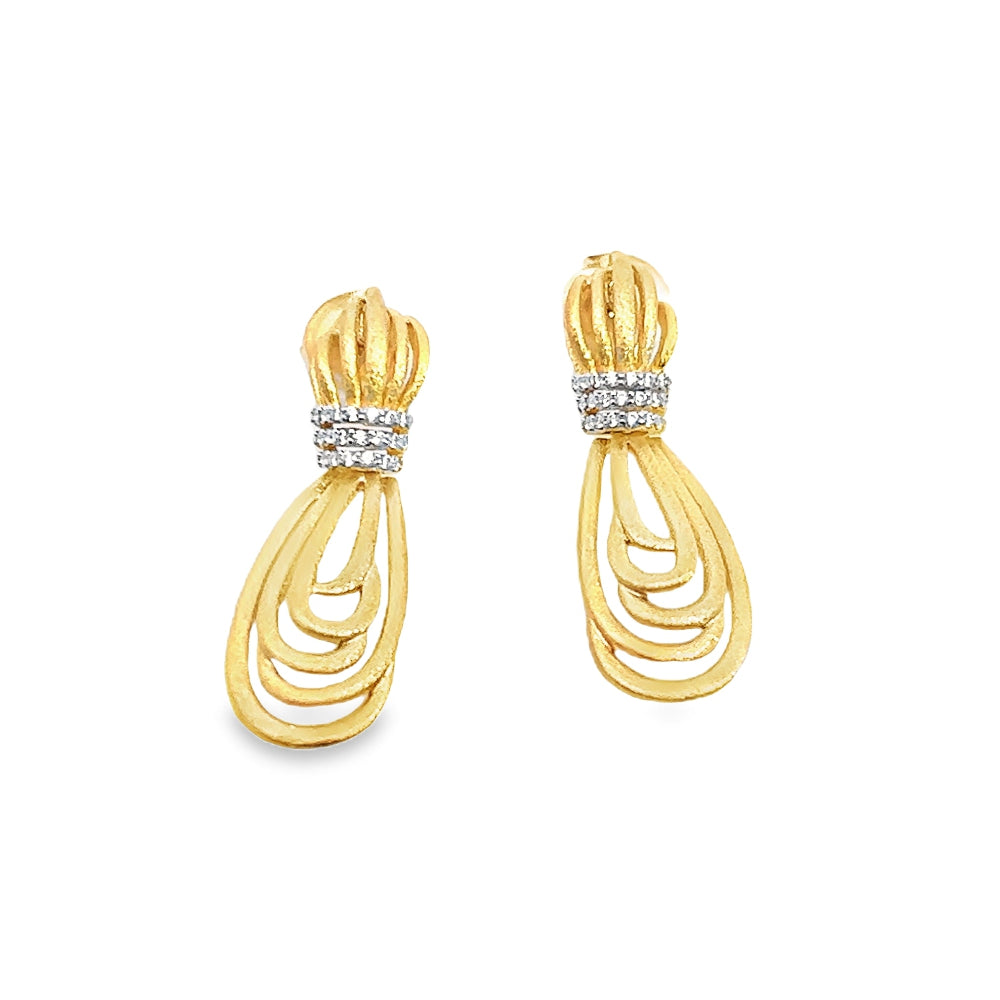 Shop online premium 18K gold dangler earrings with sparkling cubic zirconia stones.