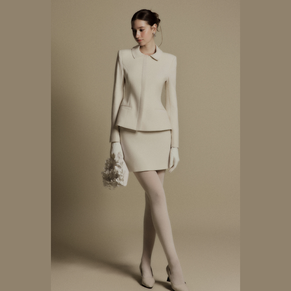 Discover chic dresses online paired perfectly with the Pearl Ivory Peter Pan Suit Jacket. Shop Now!