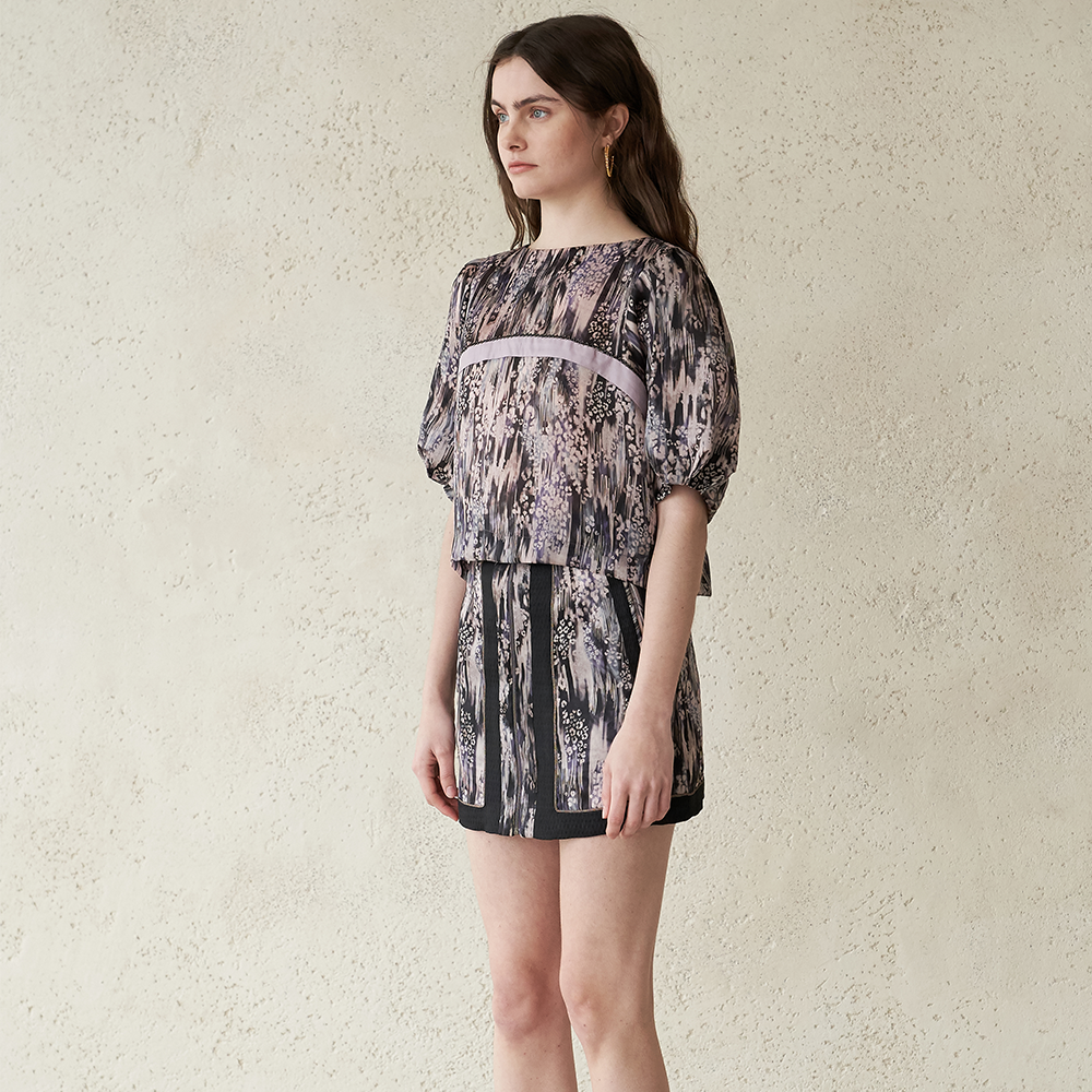 Stylish leopard pattern silk blouse in women's clothing. Shop now!