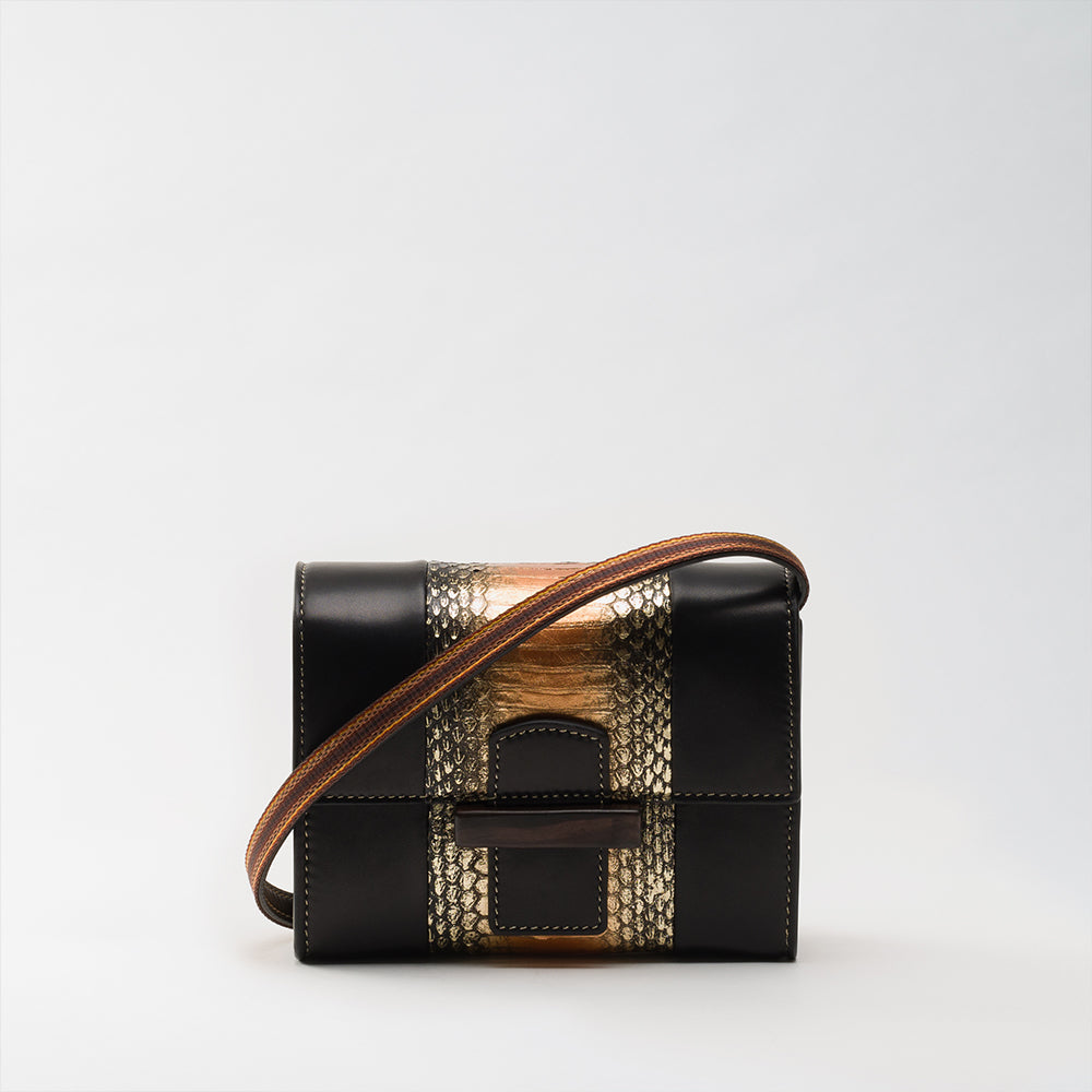 Introducing the Reka Varda Mini by The Luxe Maison, the latest in fashion accessories for your wardrobe. Add a touch of elegance. Shop Now!