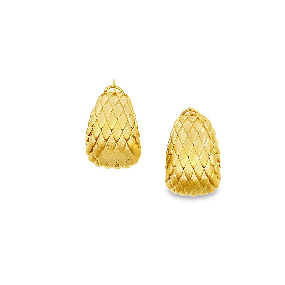 Shop online premium 18K gold-dipped sterling silver huggie earrings with elegant luxury design.