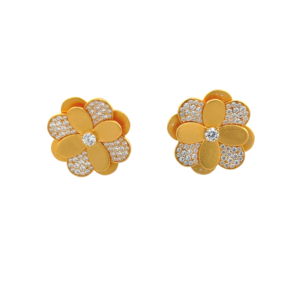 Shop online premium 18K gold flower earrings with sparkling cubic zirconia stones.