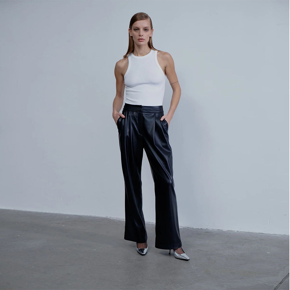 Tina Vegan Leather Trousers in Noire