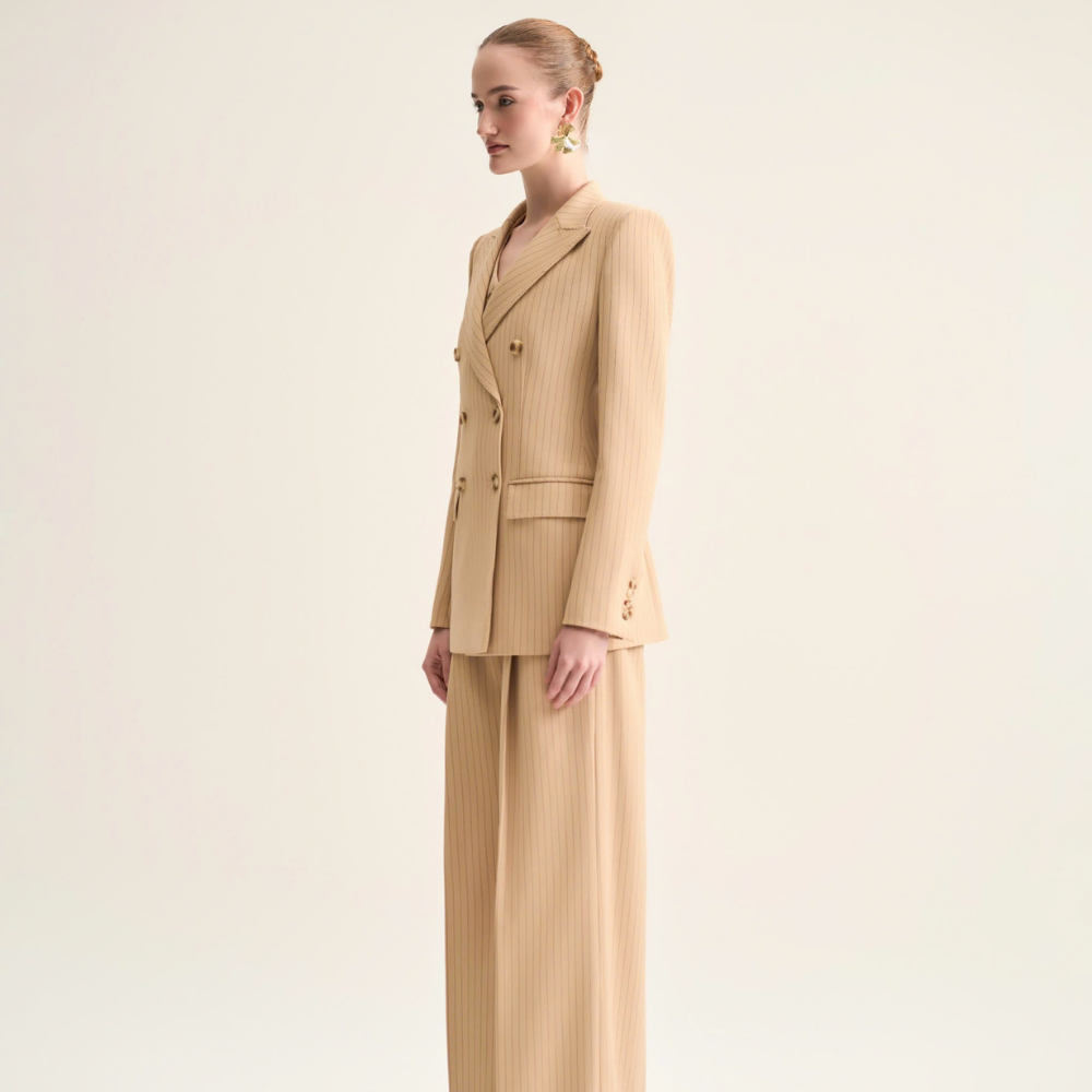 Vesper pants in wool blend for luxury womens wear with side pockets. Shop Now!