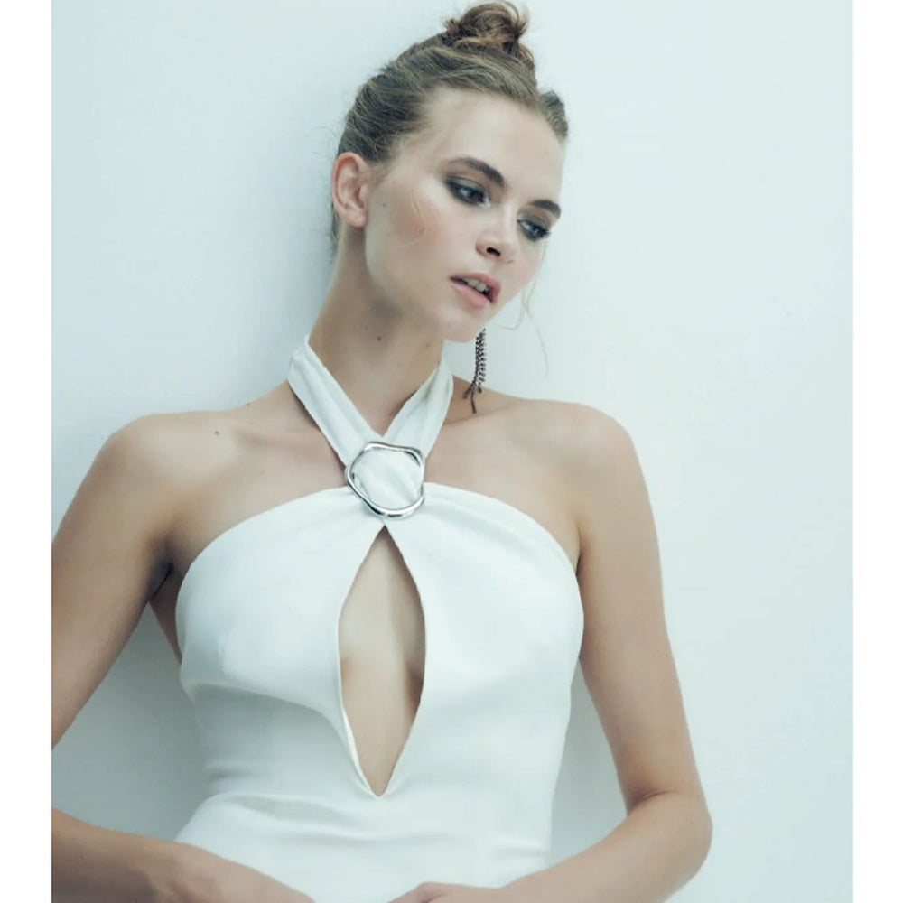 Women cloth shops offer stylish Viana Crepe Midi Dress crafted beautifully. Shop Now!