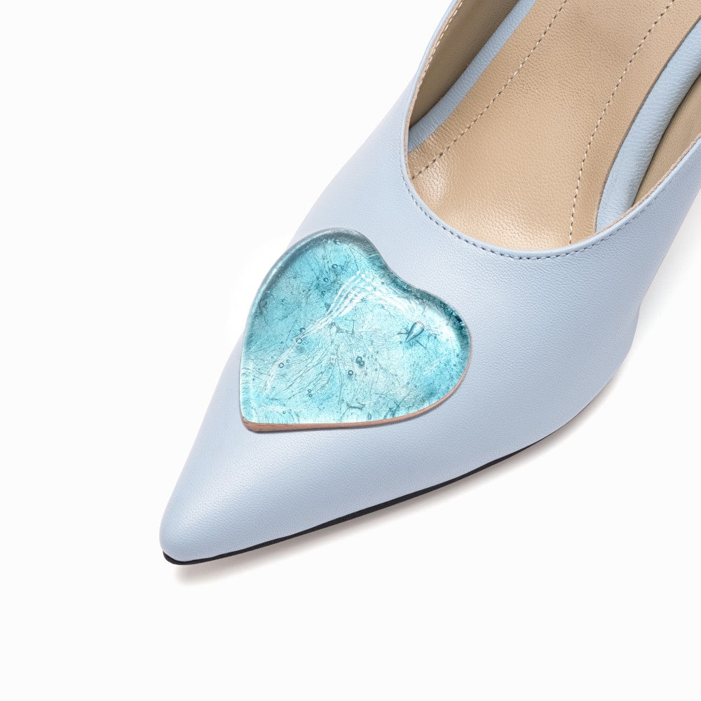 Online pumps shopping feels refined with Yoko Slingback Azure Amour. Shop Now!