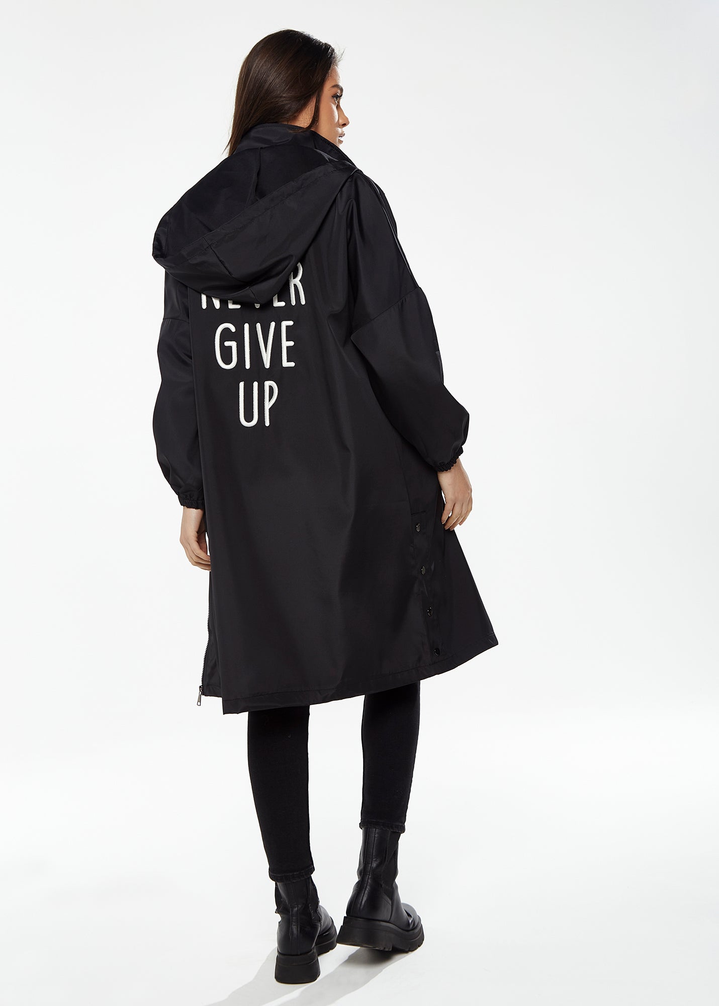 Liquorish Never Give up Parka in Black