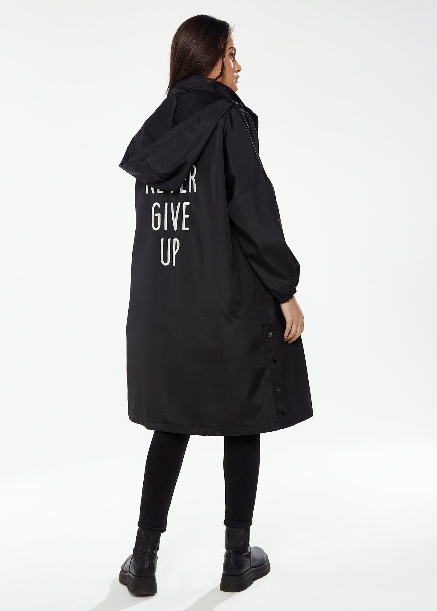 Liquorish Never Give up Parka in Black