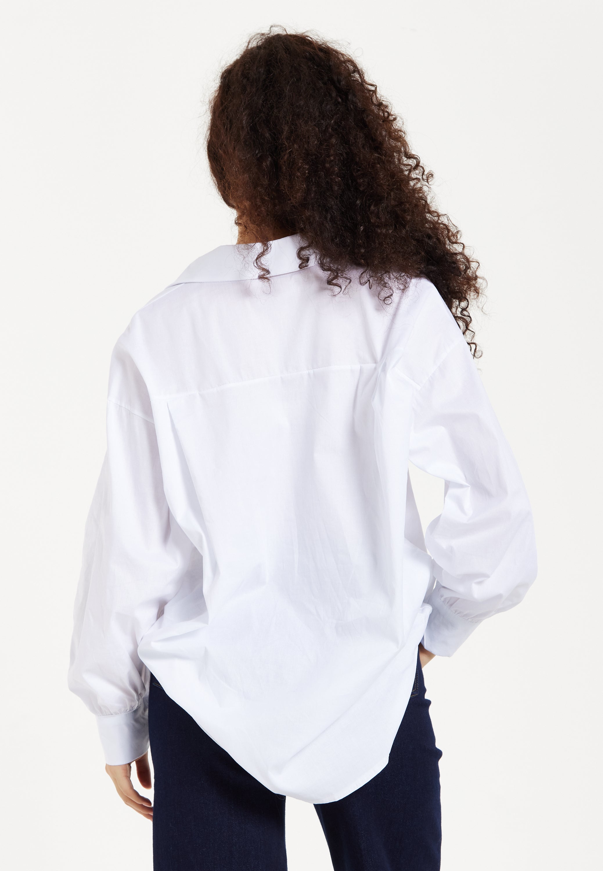 Women's Oversized Long Sleeve White Button-Down Shirt with Classic Collar and Concealed Buttons for Effortless Style