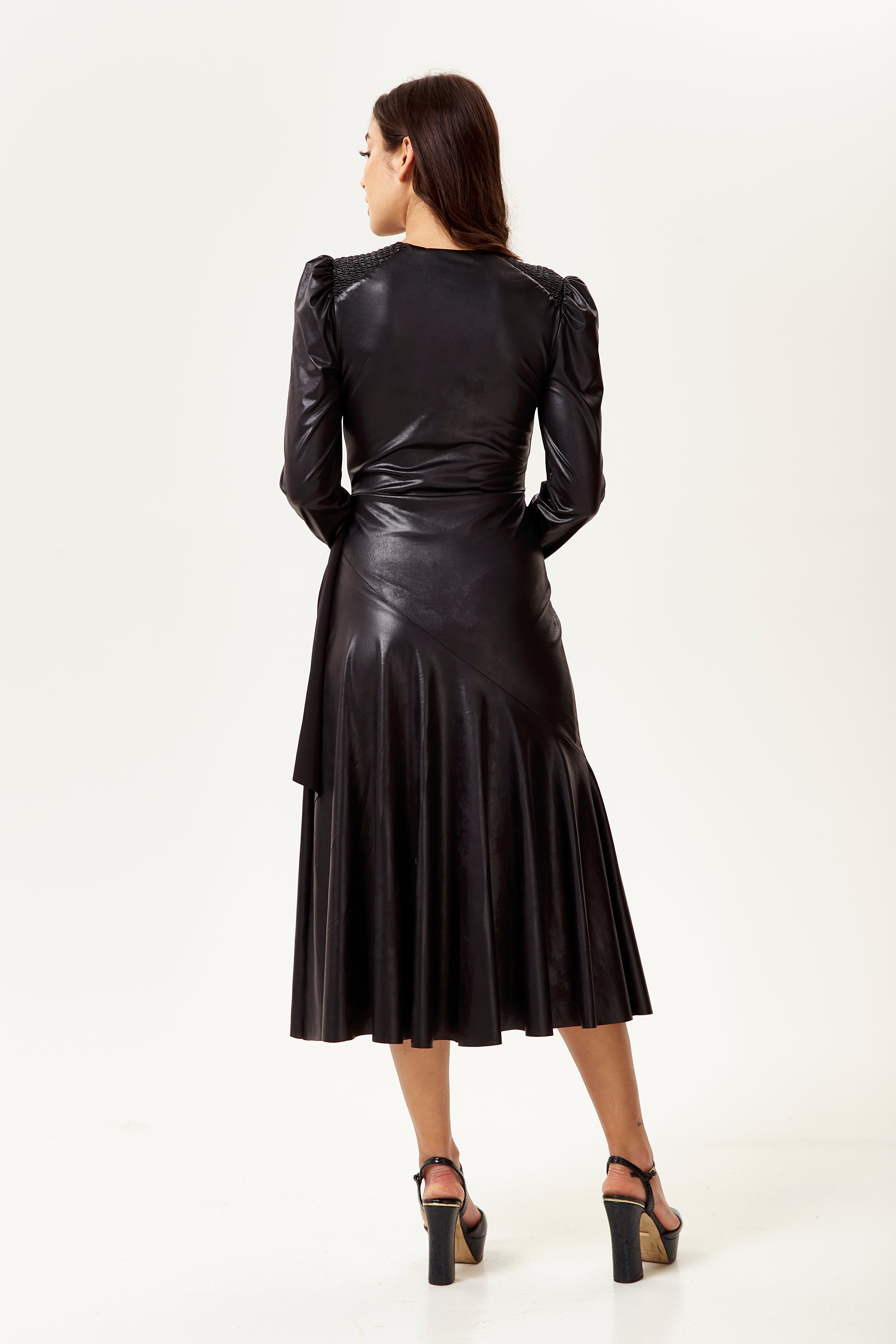 Explore luxury dresses with the elegant Women's Midi Dress in Black for a chic look. Shop Now!