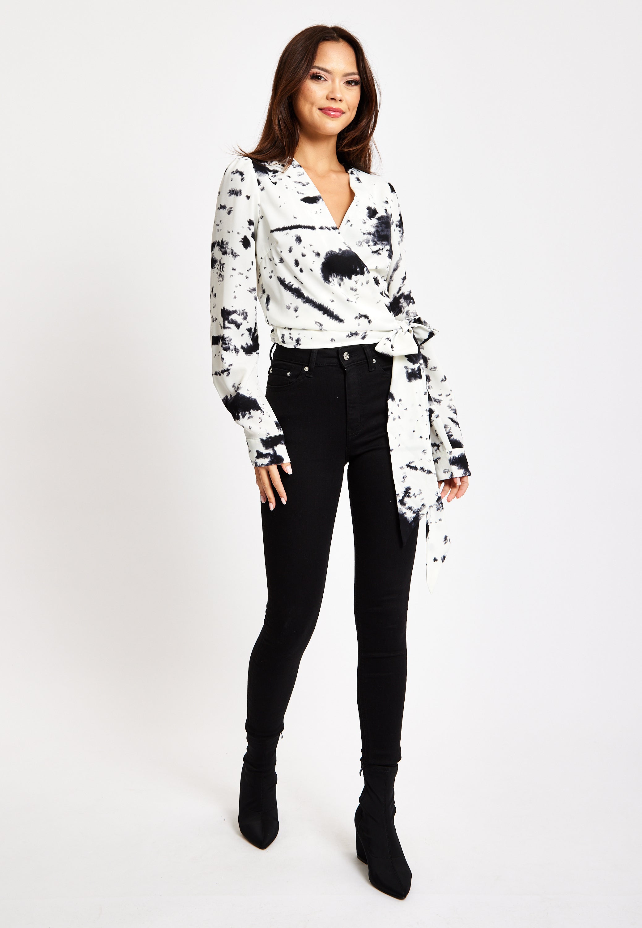 Women's Mono Abstract Print Wrap Top with Long Sleeves, Crop Style, Matching Tie Waist, Perfect for Any Occasion.
